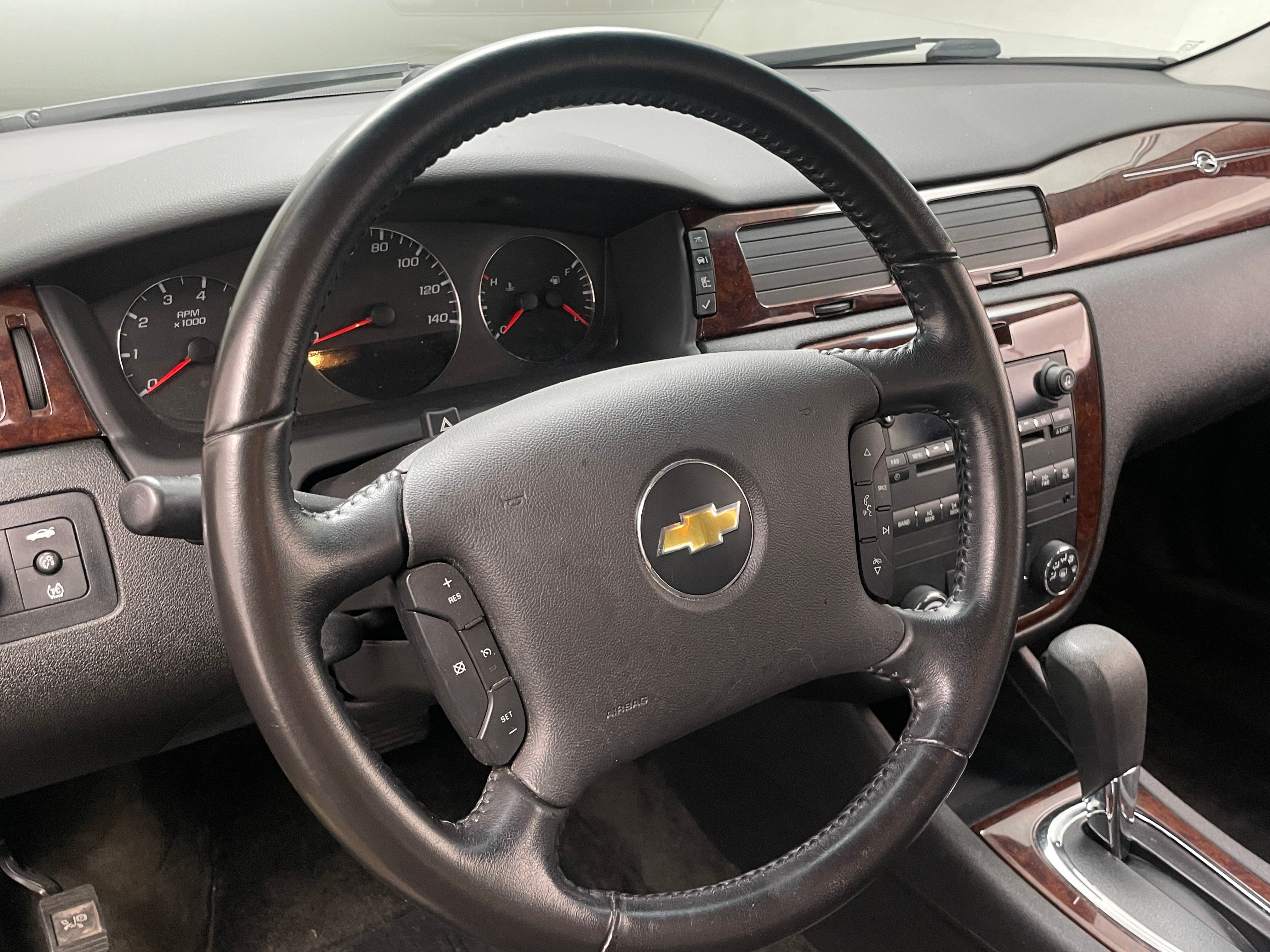 2011 Chevrolet Impala LT 5