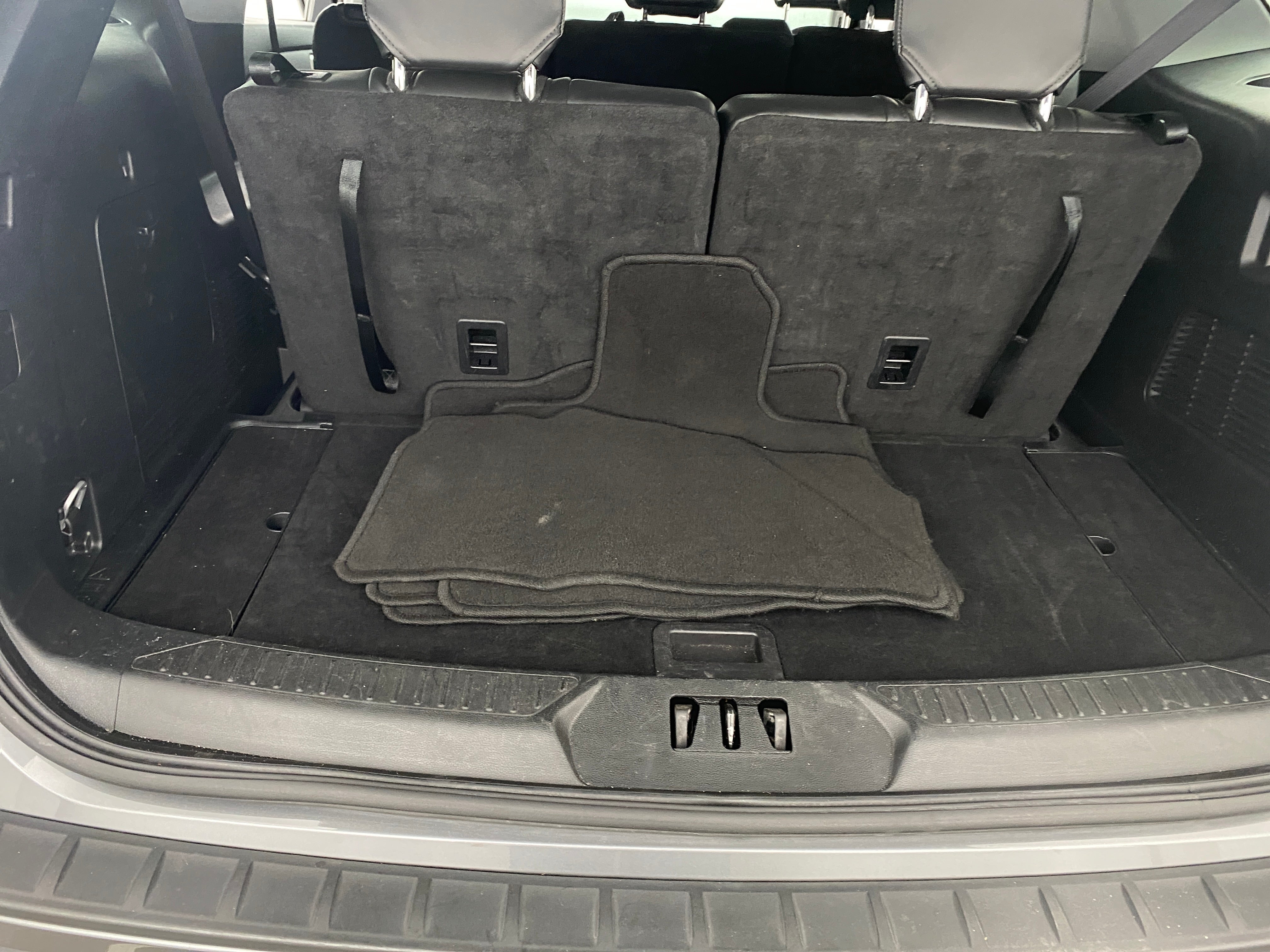 2024 Ford Explorer XLT 7