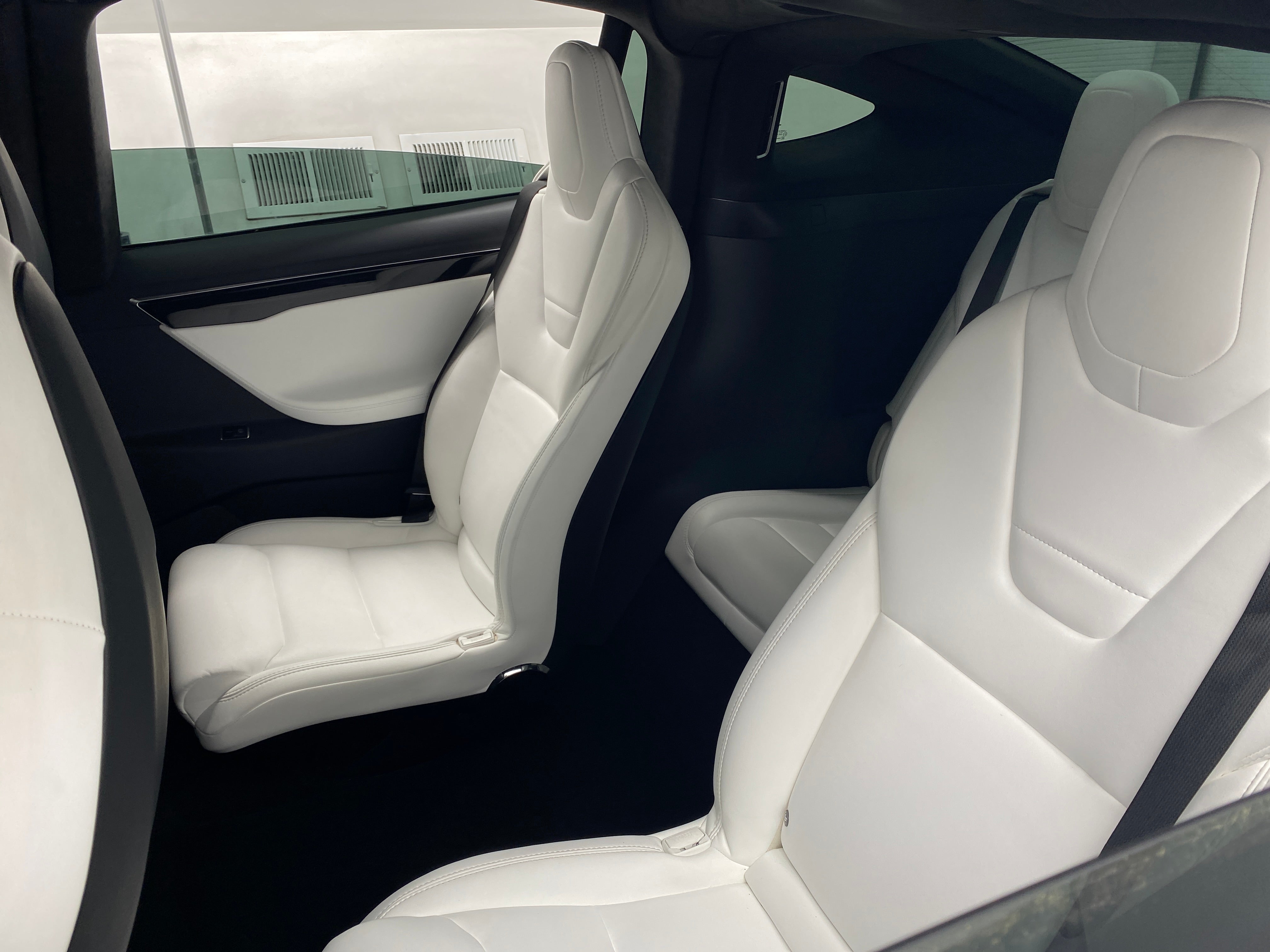 2017 Tesla Model X 75D 5