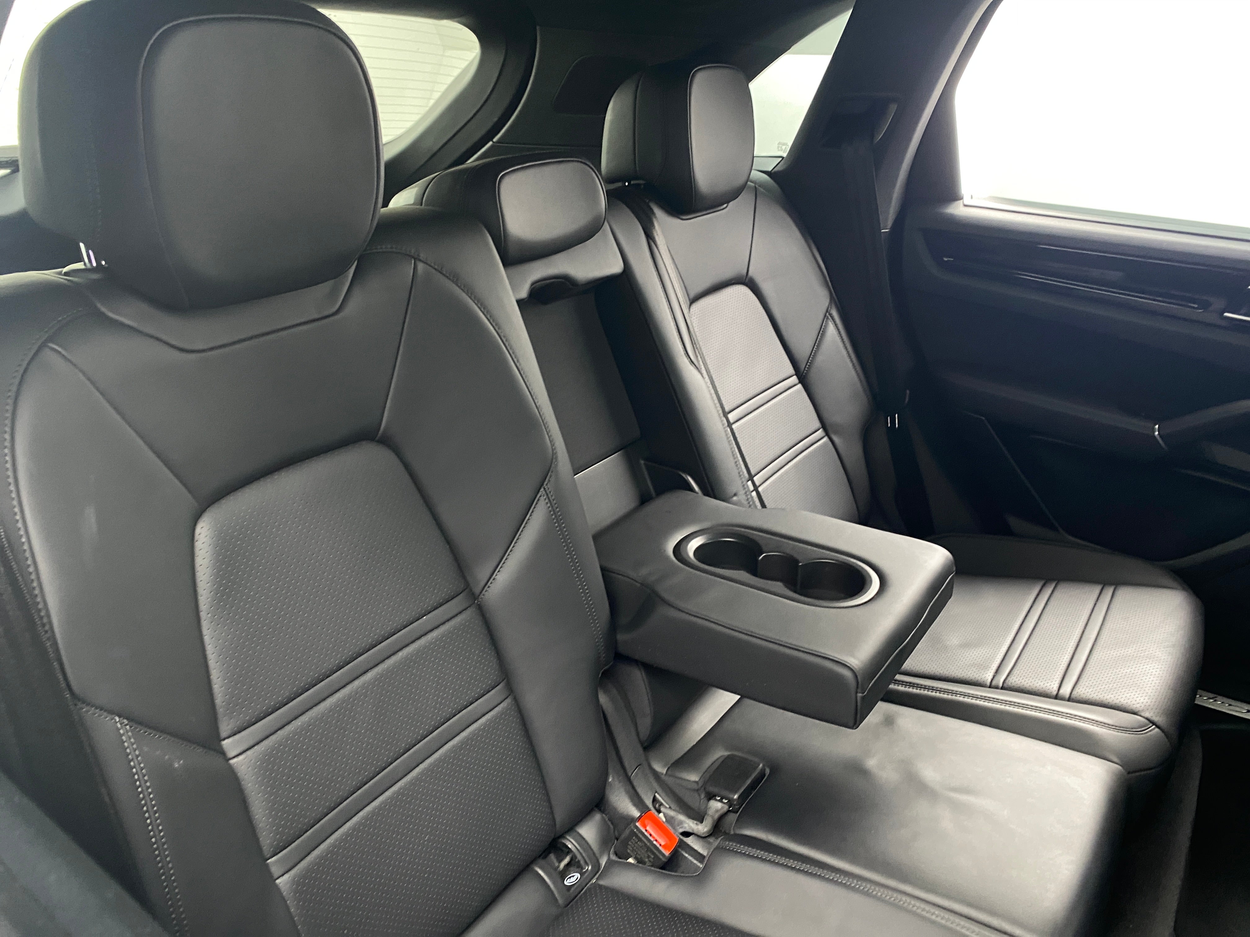 2019 Porsche Cayenne E-Hybrid 6
