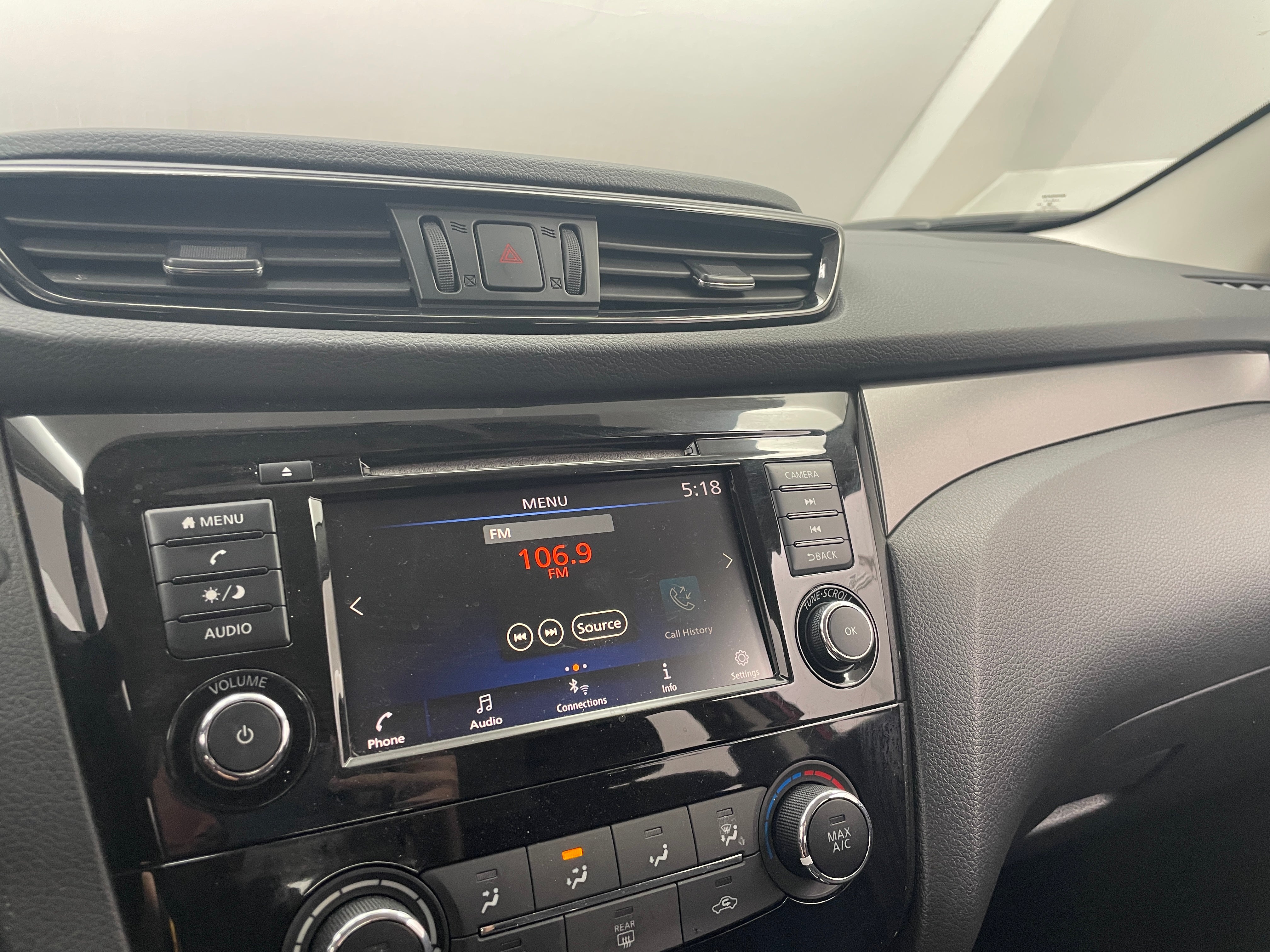 2019 Nissan Rogue Sport S 4