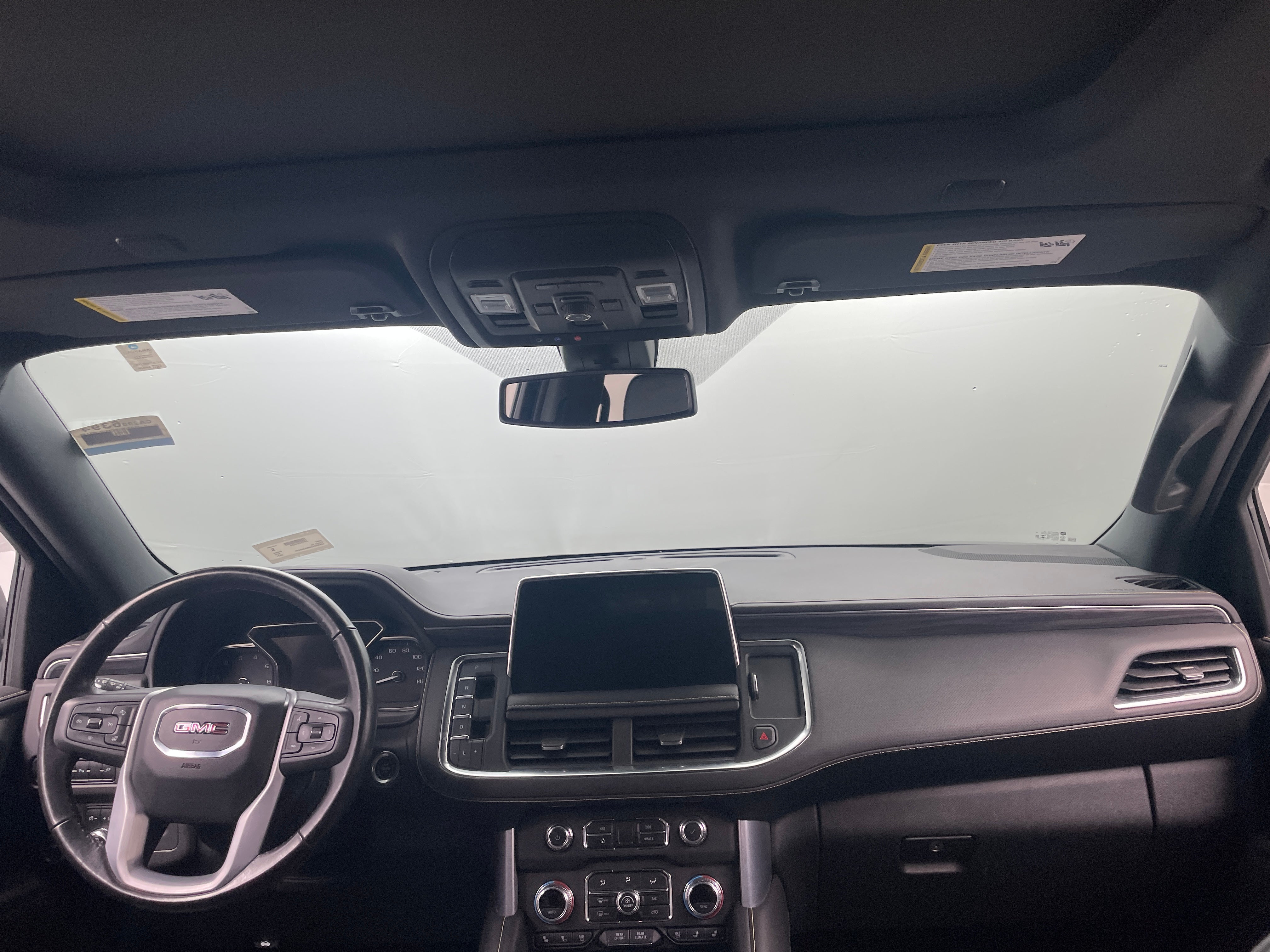 2021 GMC Yukon XL SLT 2