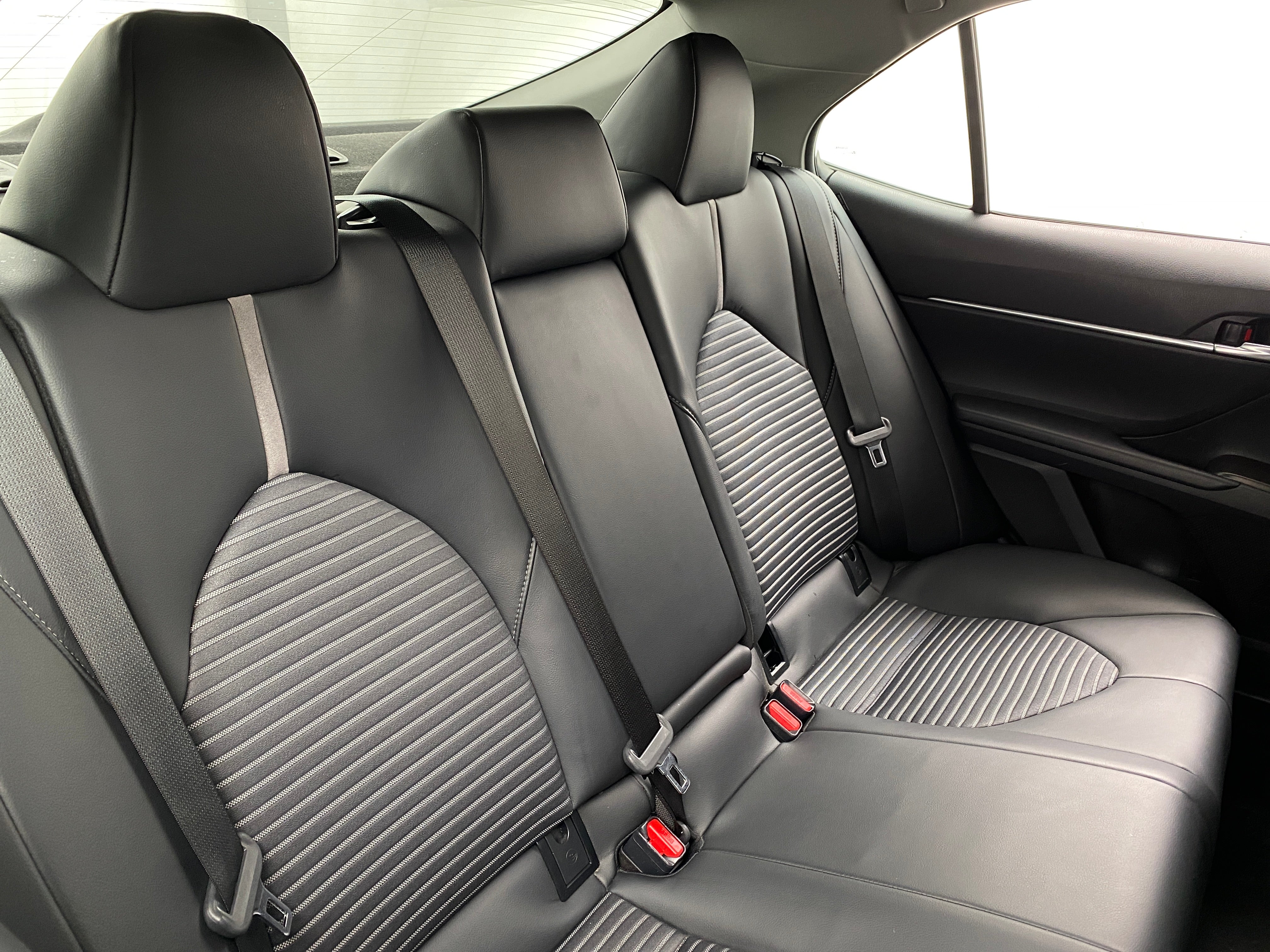 2024 Toyota Camry SE 6