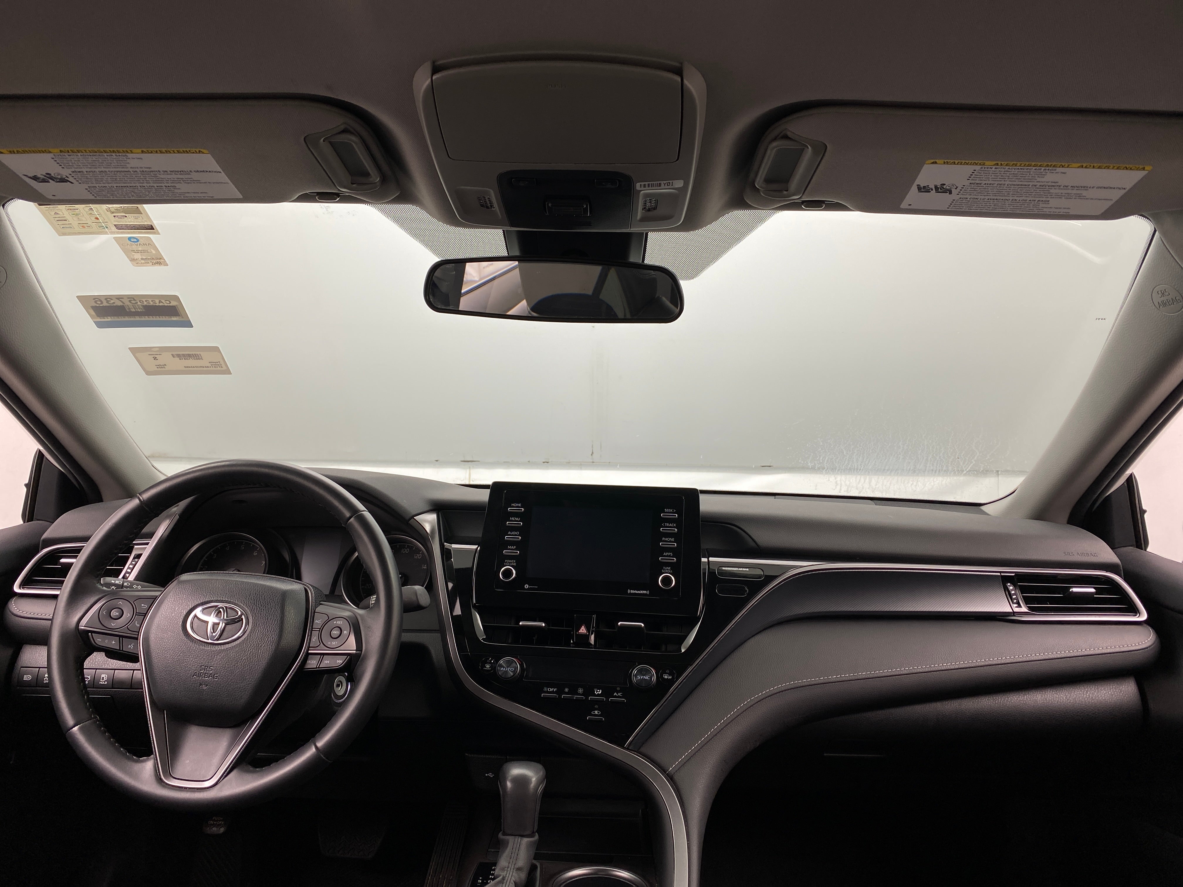 2024 Toyota Camry SE 3