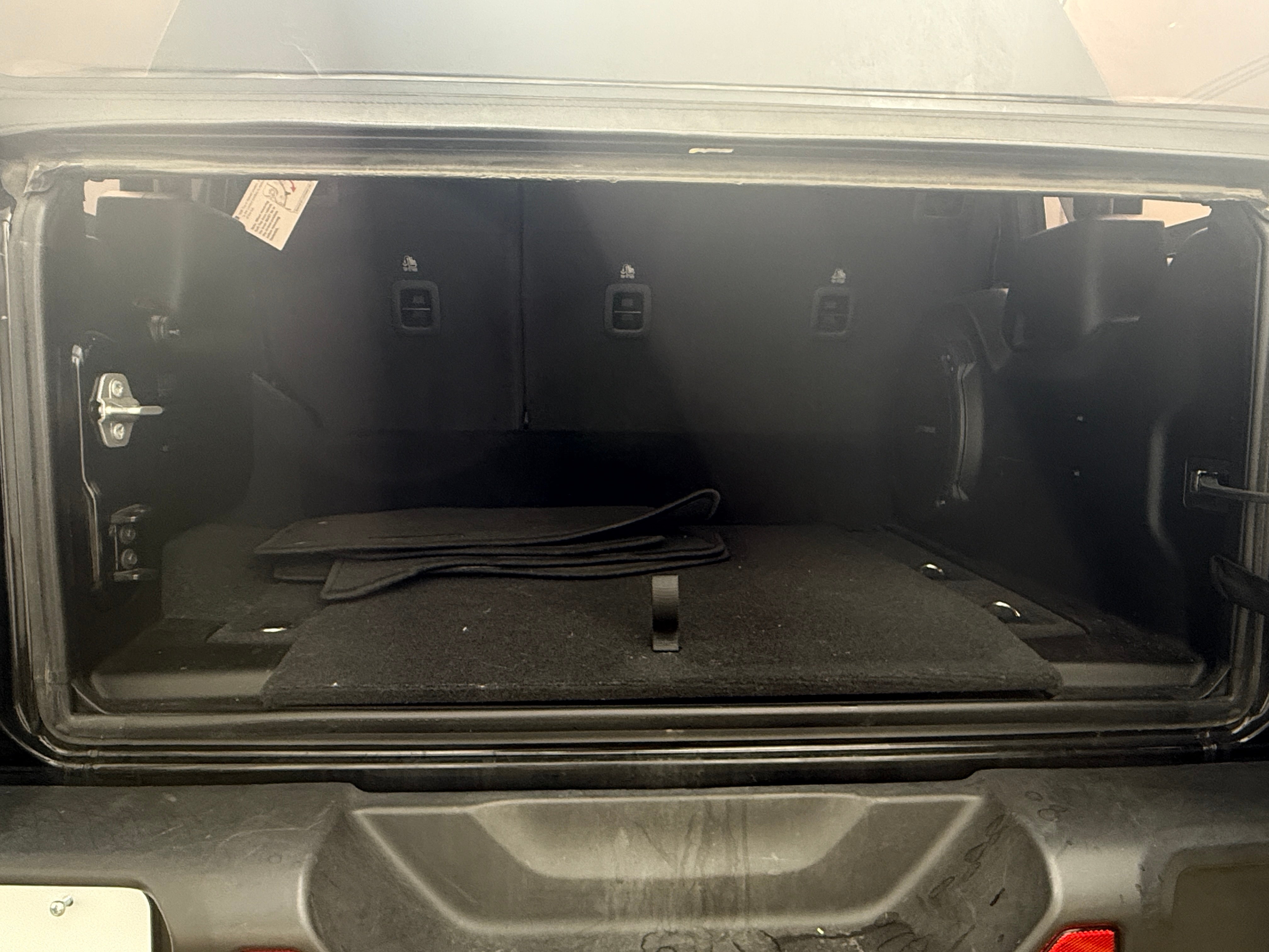 2022 Jeep Wrangler Unlimited Sahara 4xe 6