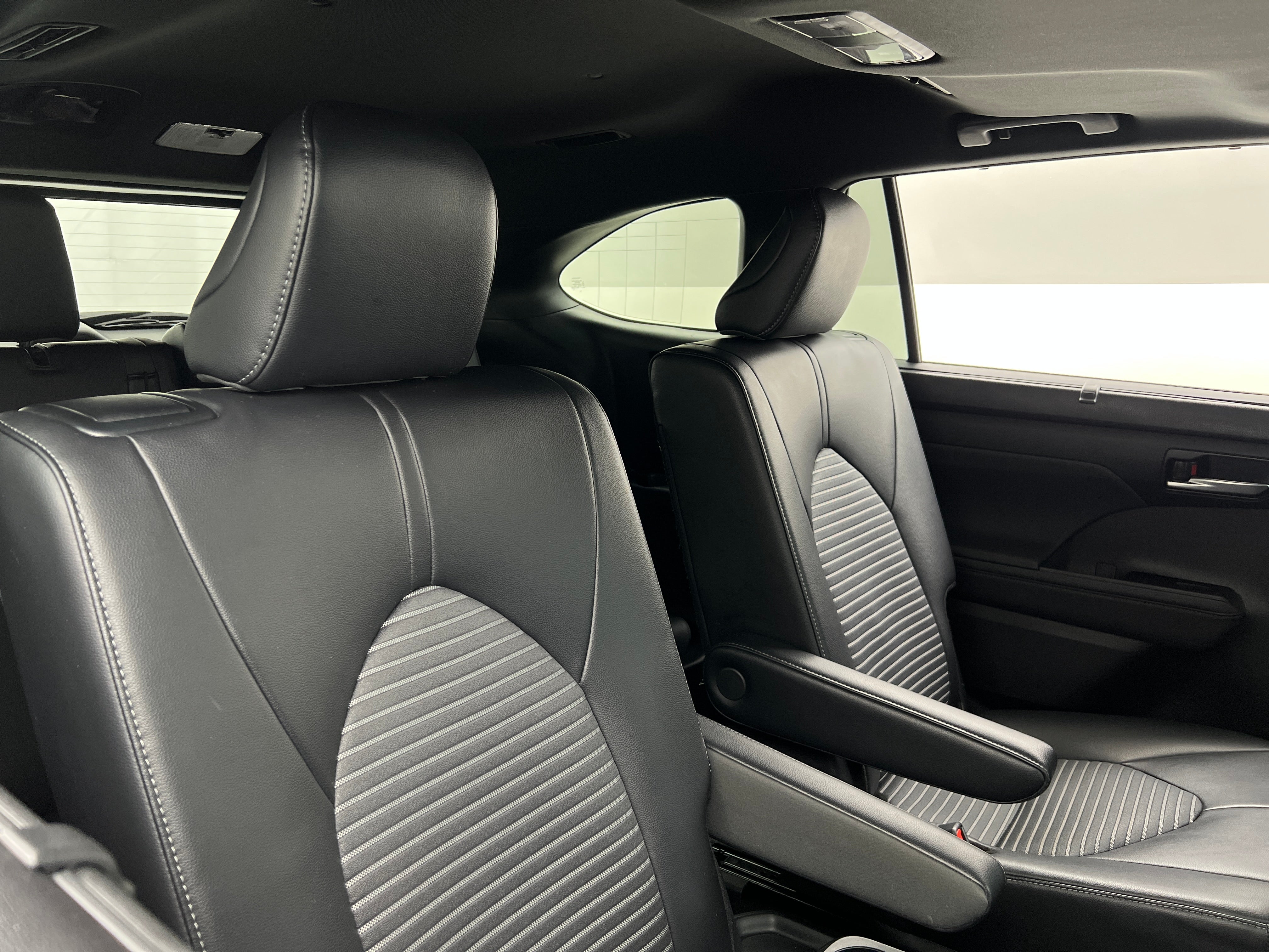2024 Toyota Highlander XSE 5