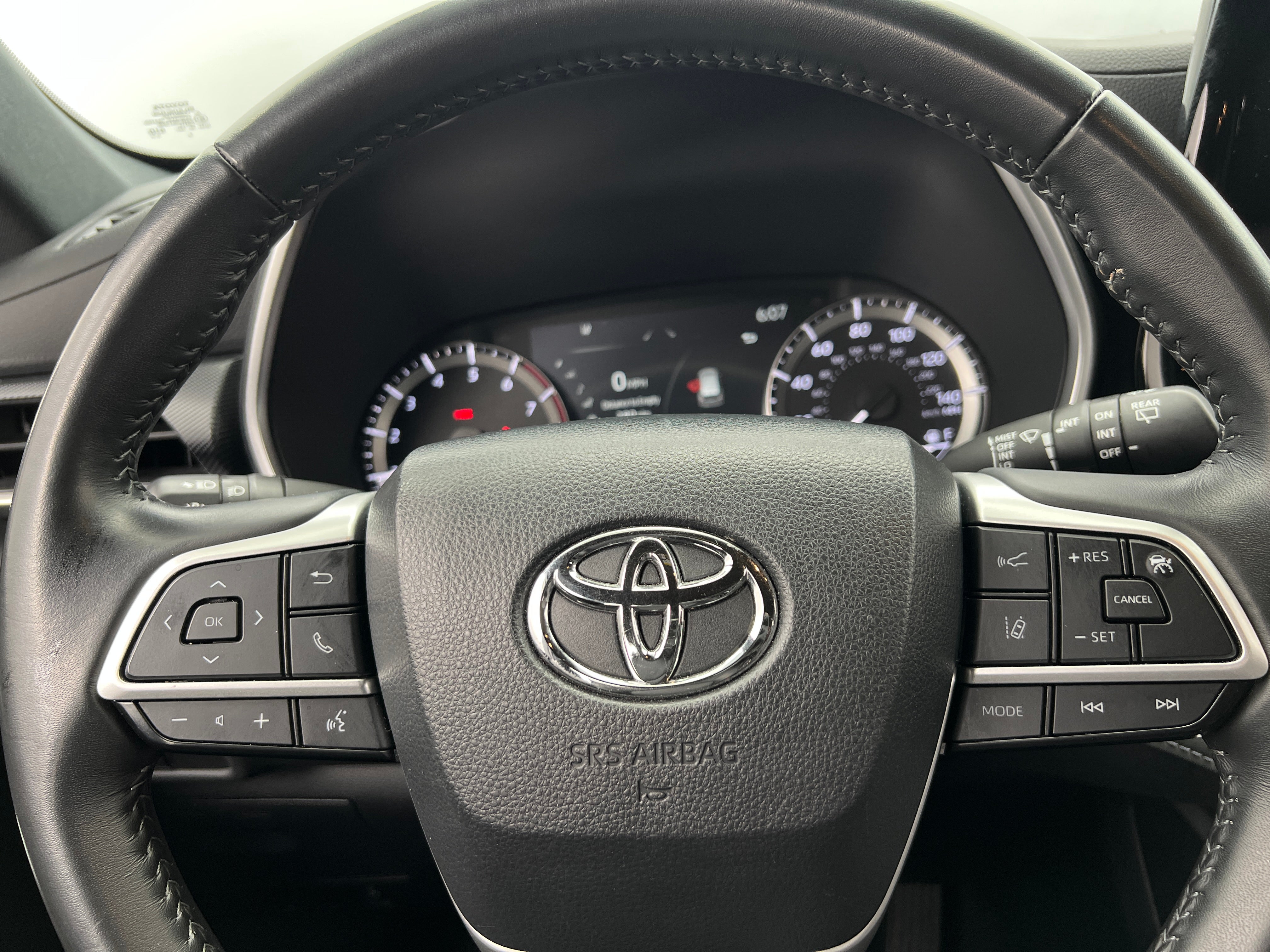 2024 Toyota Highlander XSE 4