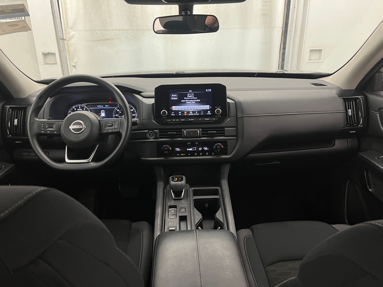 Thumbnail: 2024 Nissan Pathfinder - 3