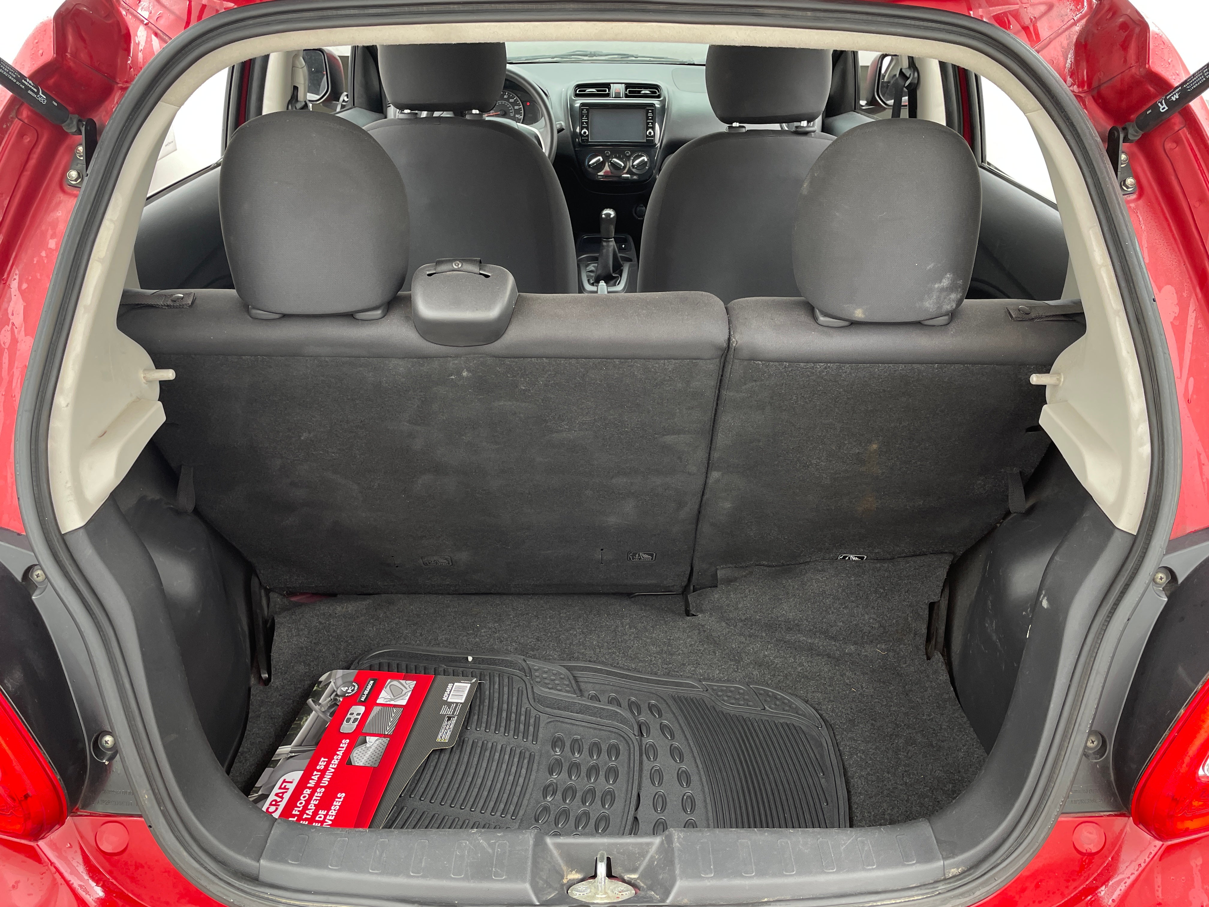 2018 Mitsubishi Mirage ES 7