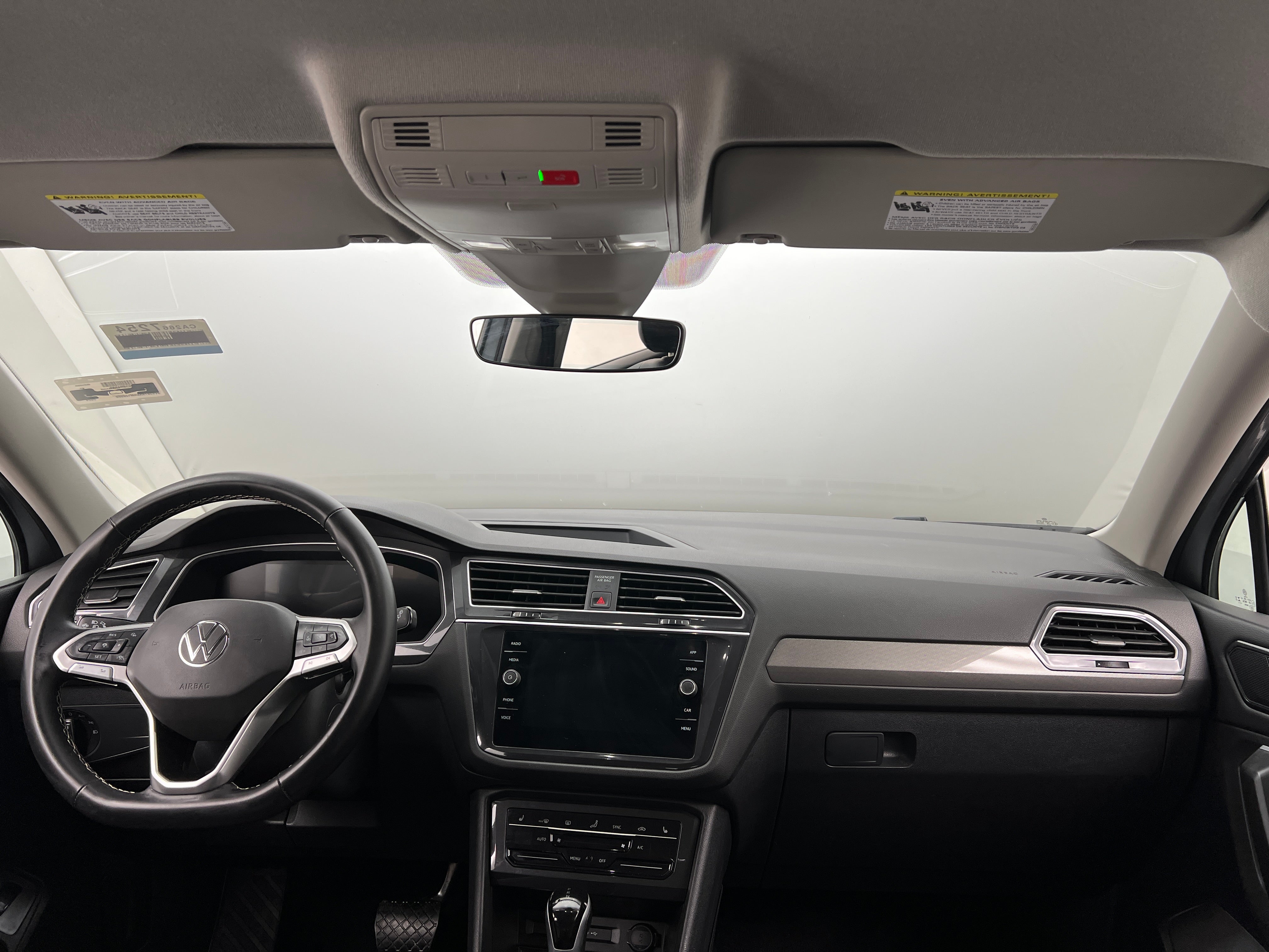 2024 Volkswagen Tiguan SE 2