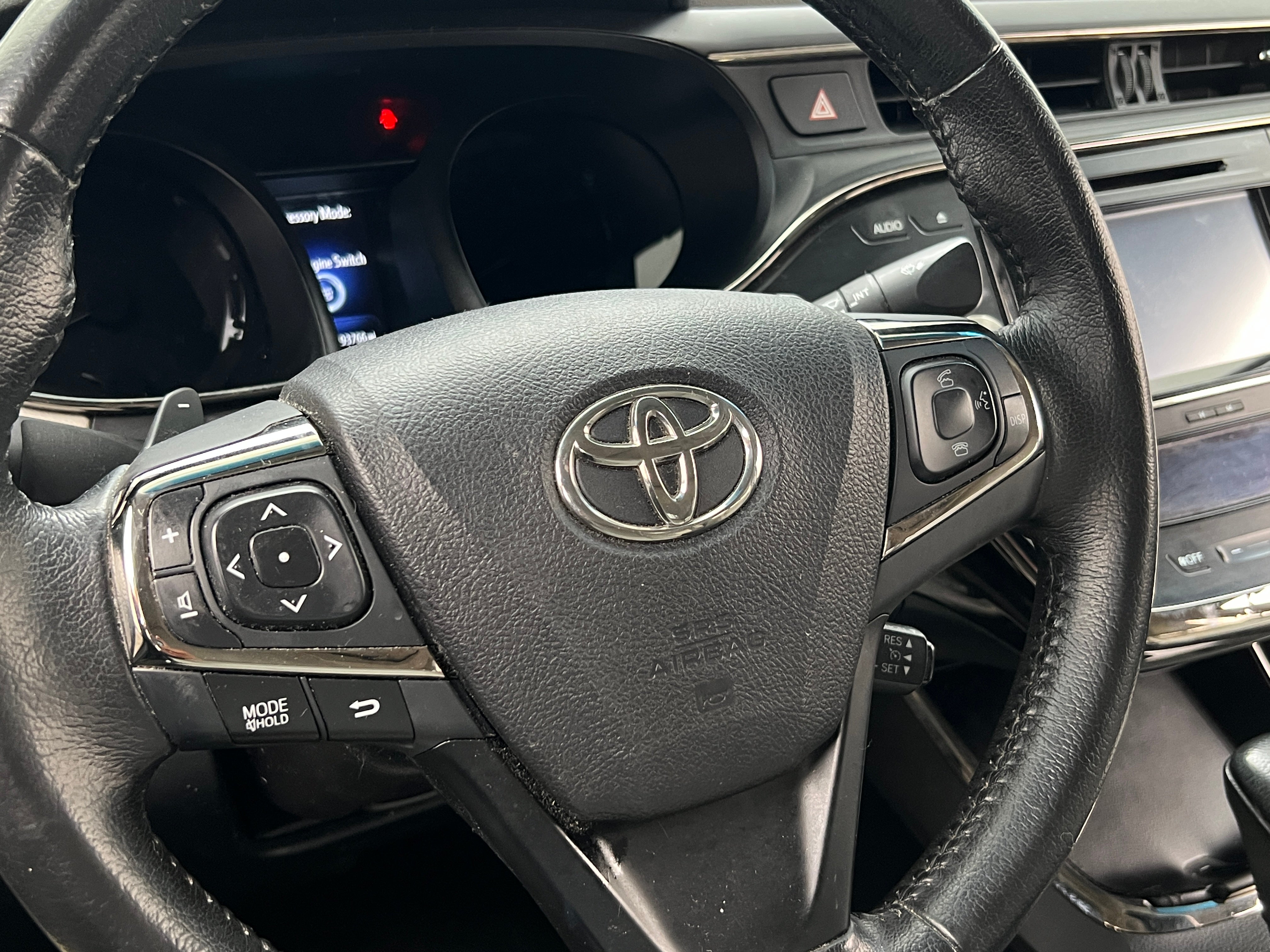 2015 Toyota Avalon XLE 4