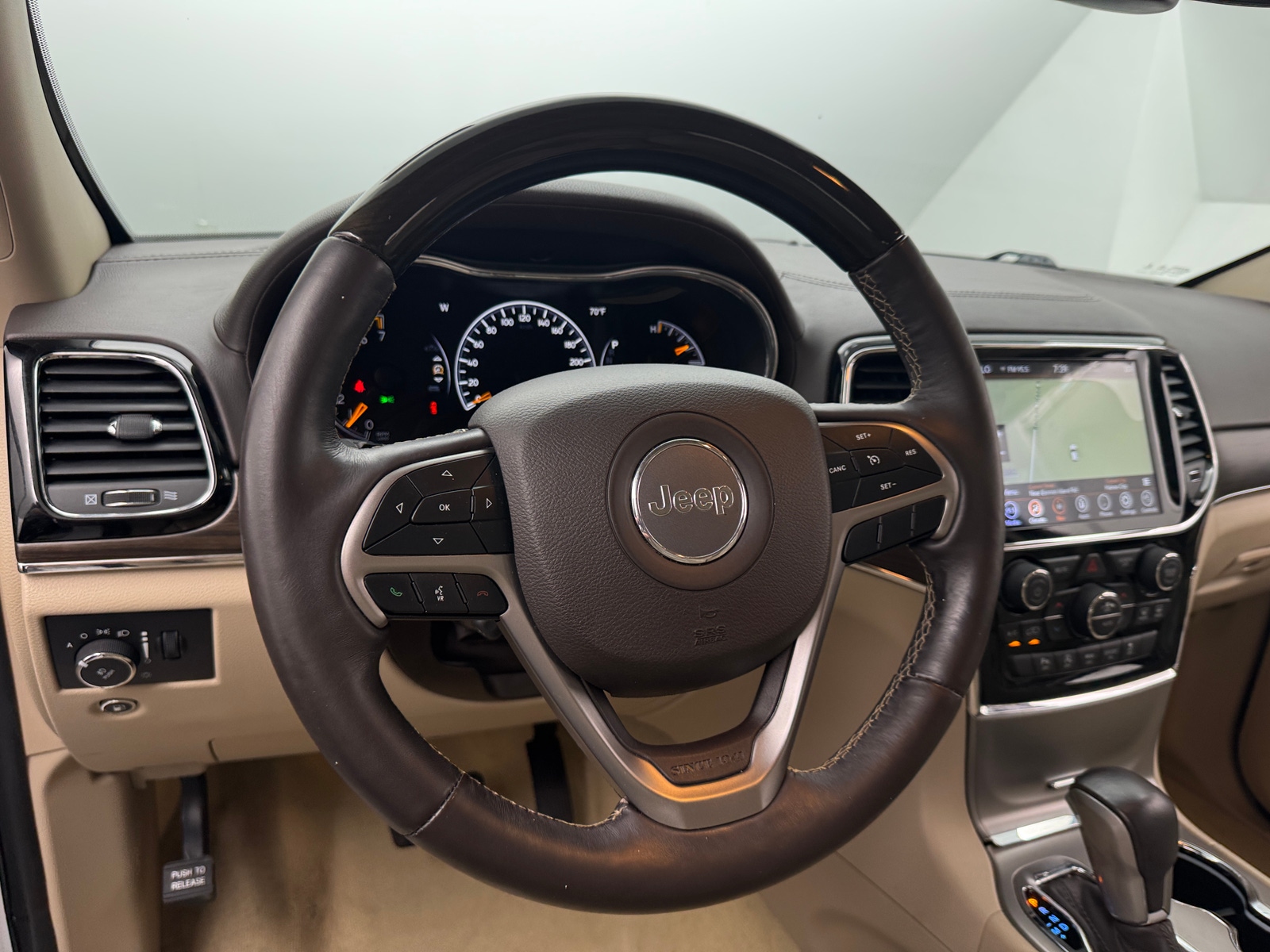 Thumbnail: 2021 Jeep Grand Cherokee - 5