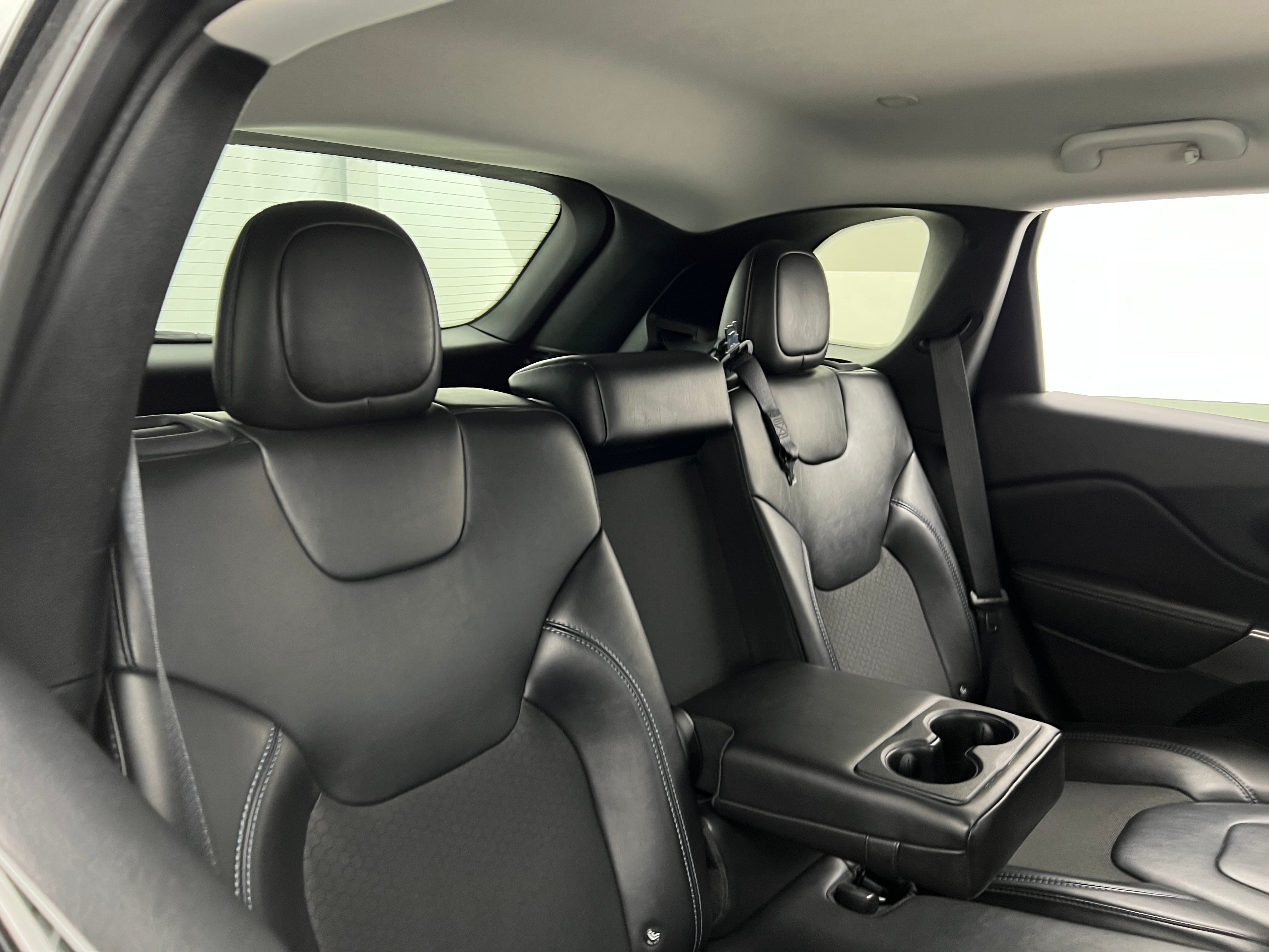 2019 Jeep Cherokee Latitude 6