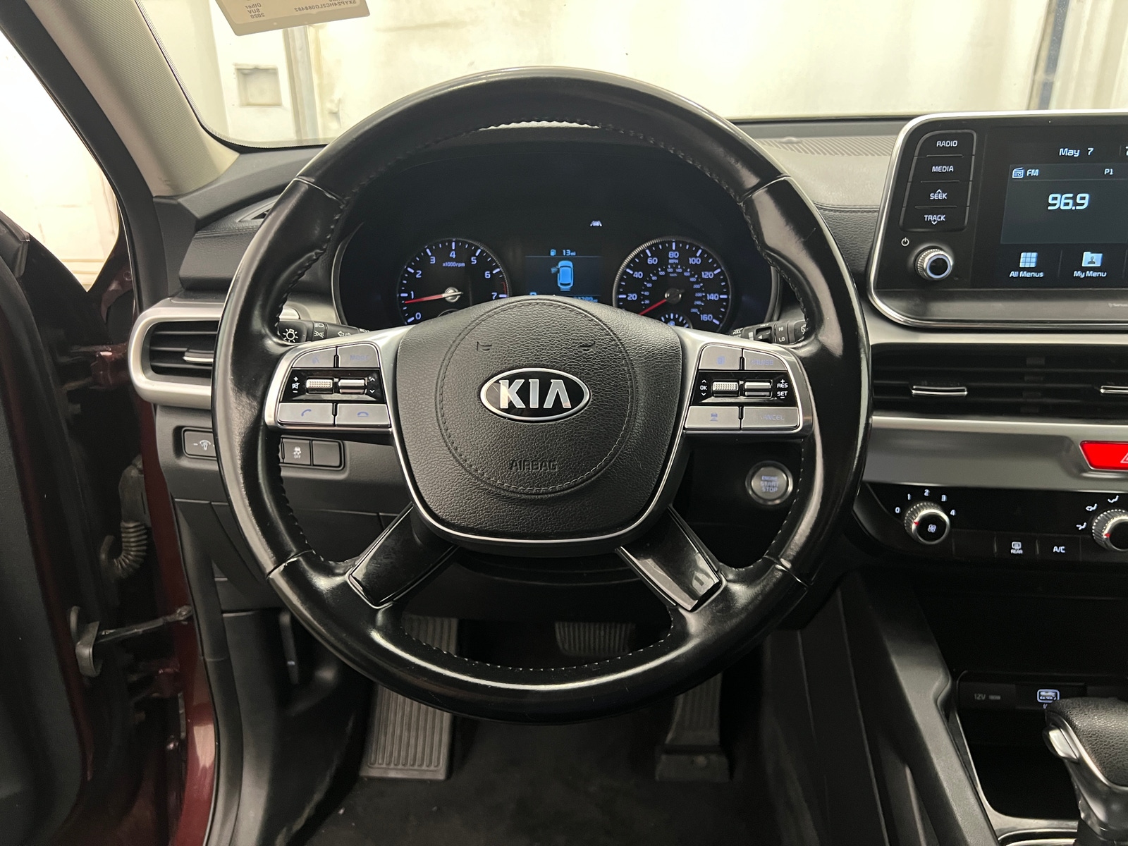 Thumbnail: 2020 Kia Telluride - 4