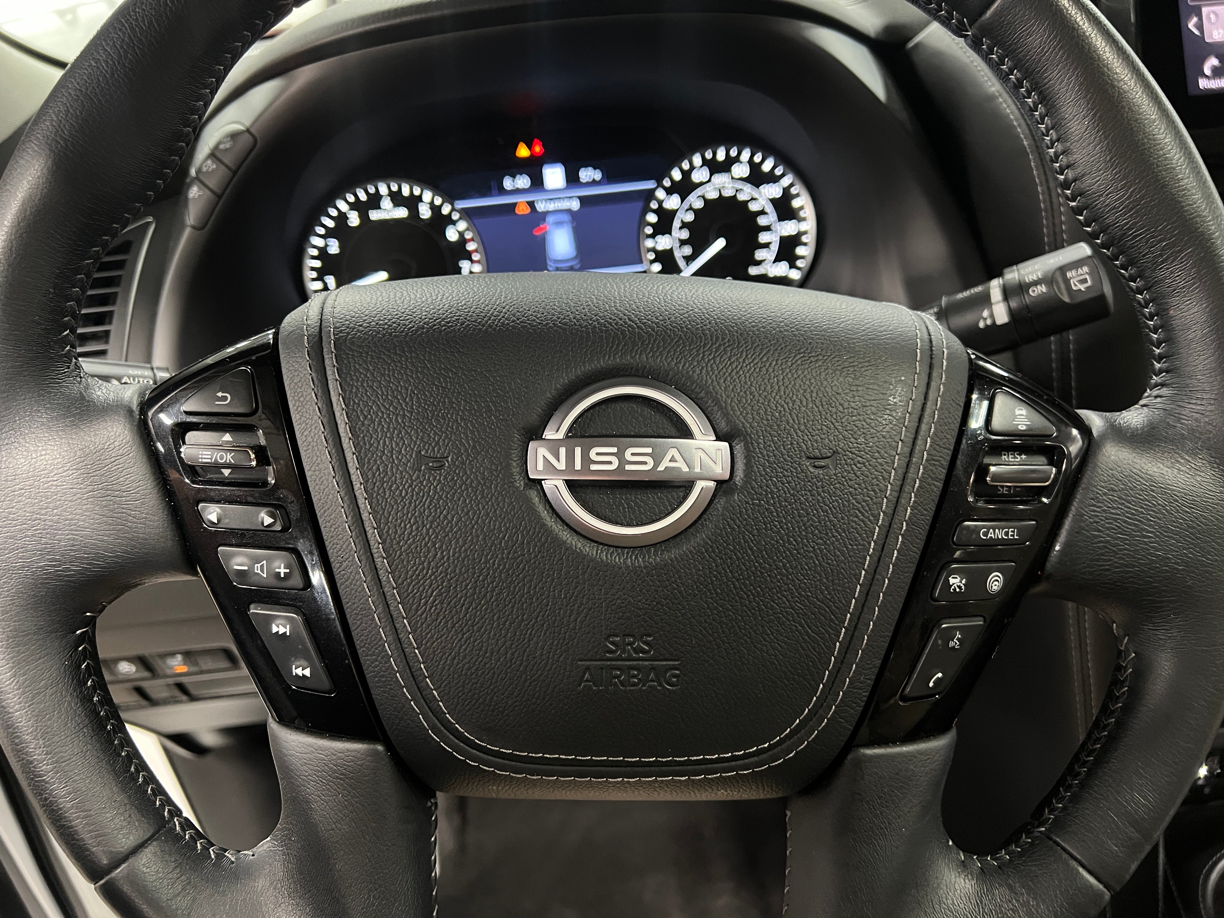 2023 Nissan Armada Platinum Edition 4