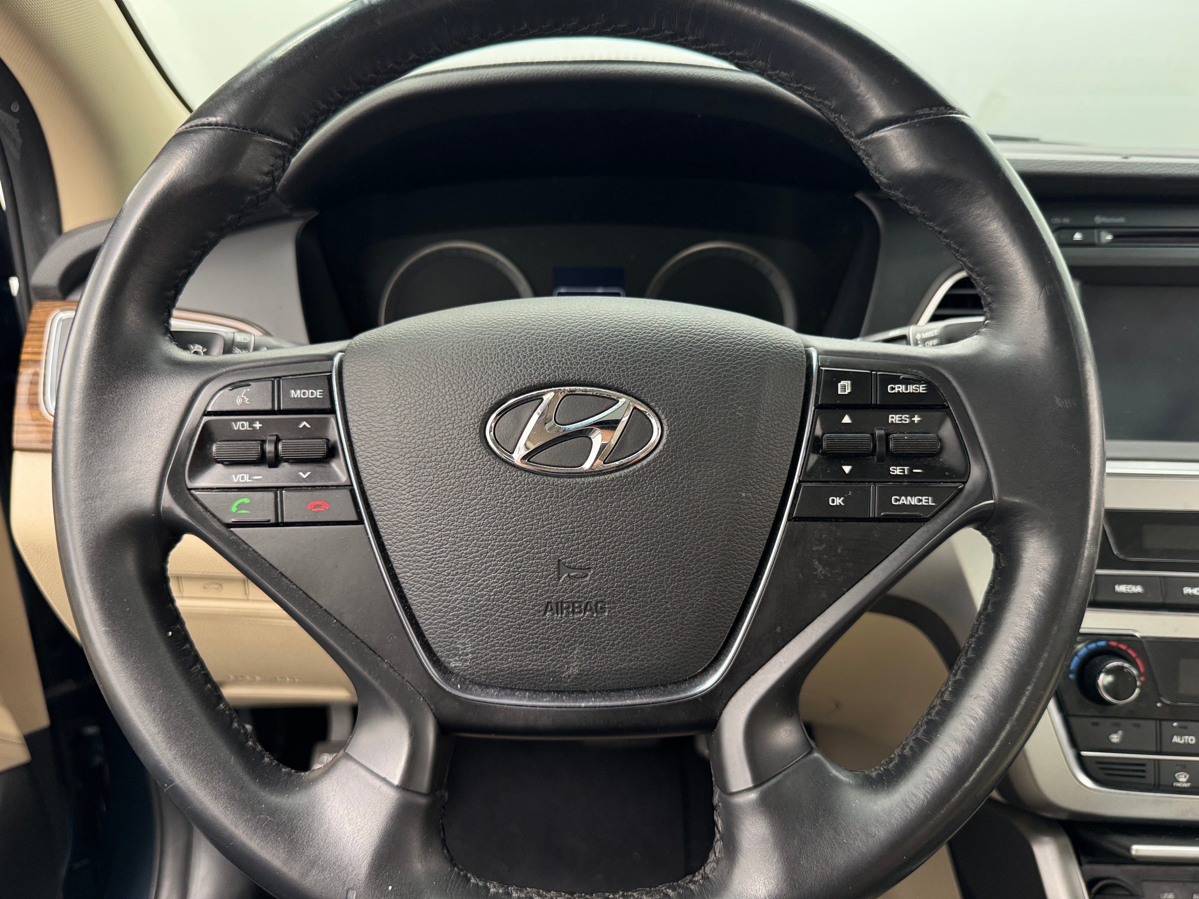 2017 Hyundai Sonata Limited 4