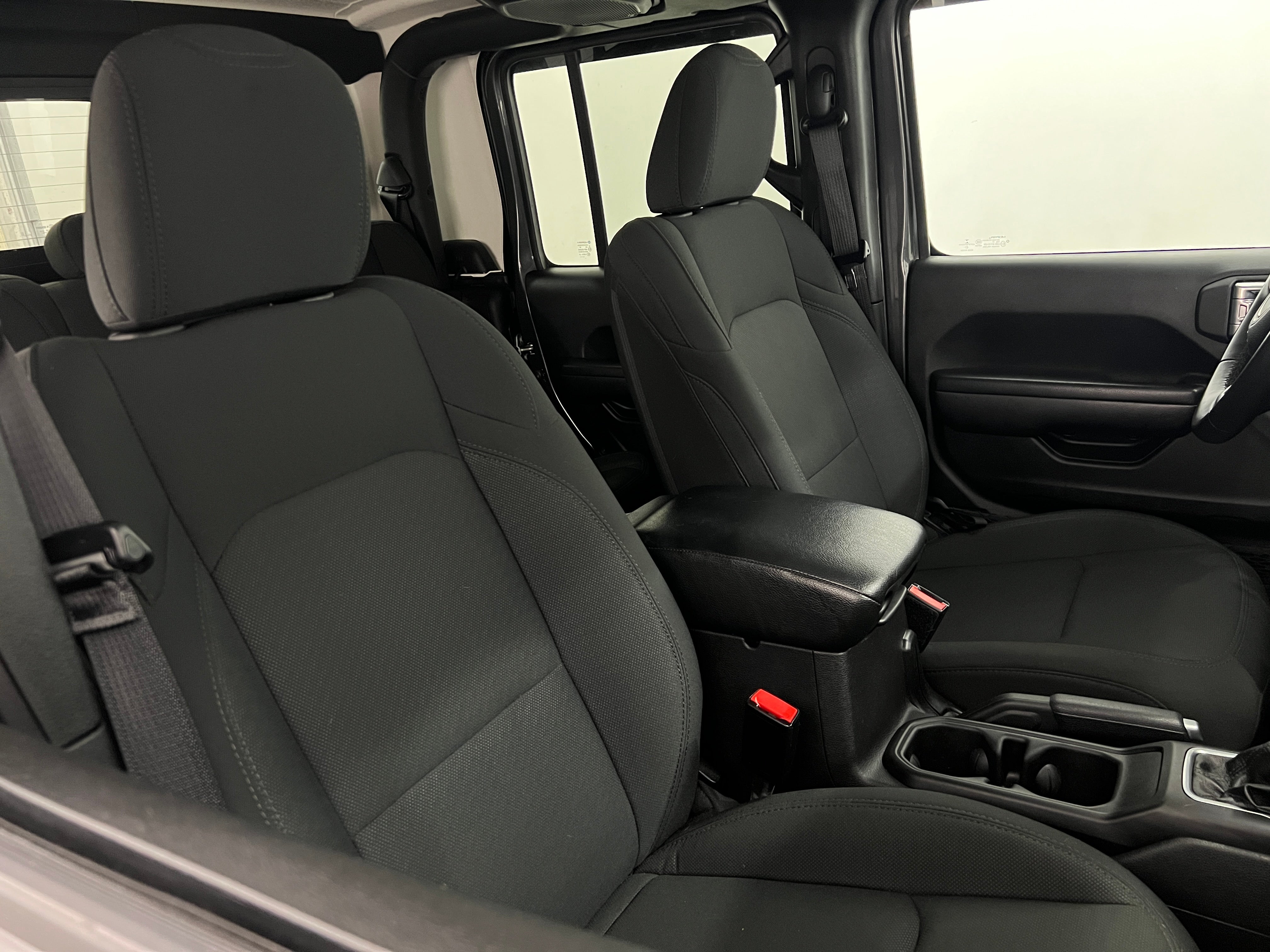 2021 Jeep Gladiator Sport S 2