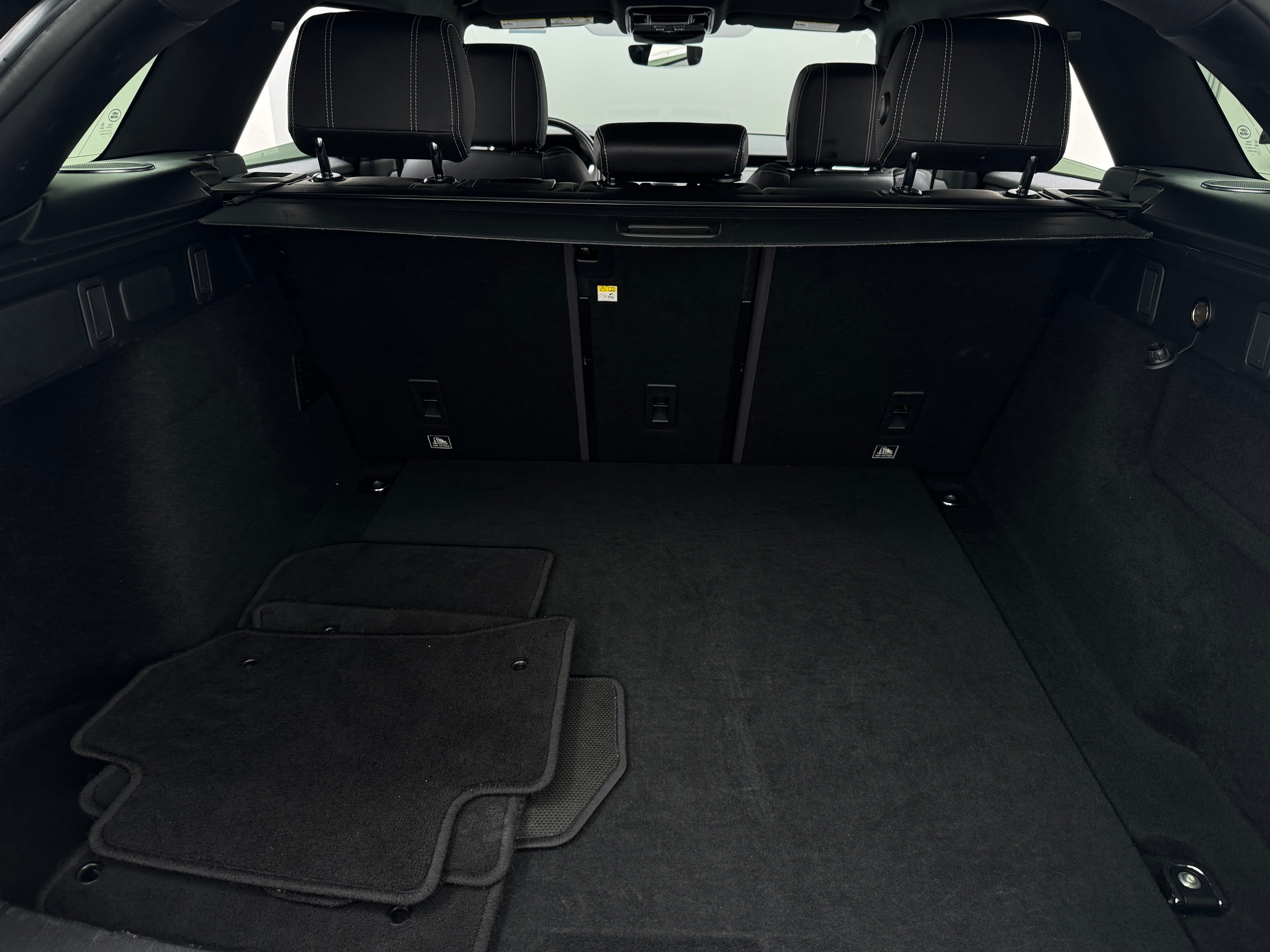 2018 Land Rover Range Rover Velar R-Dynamic SE 6