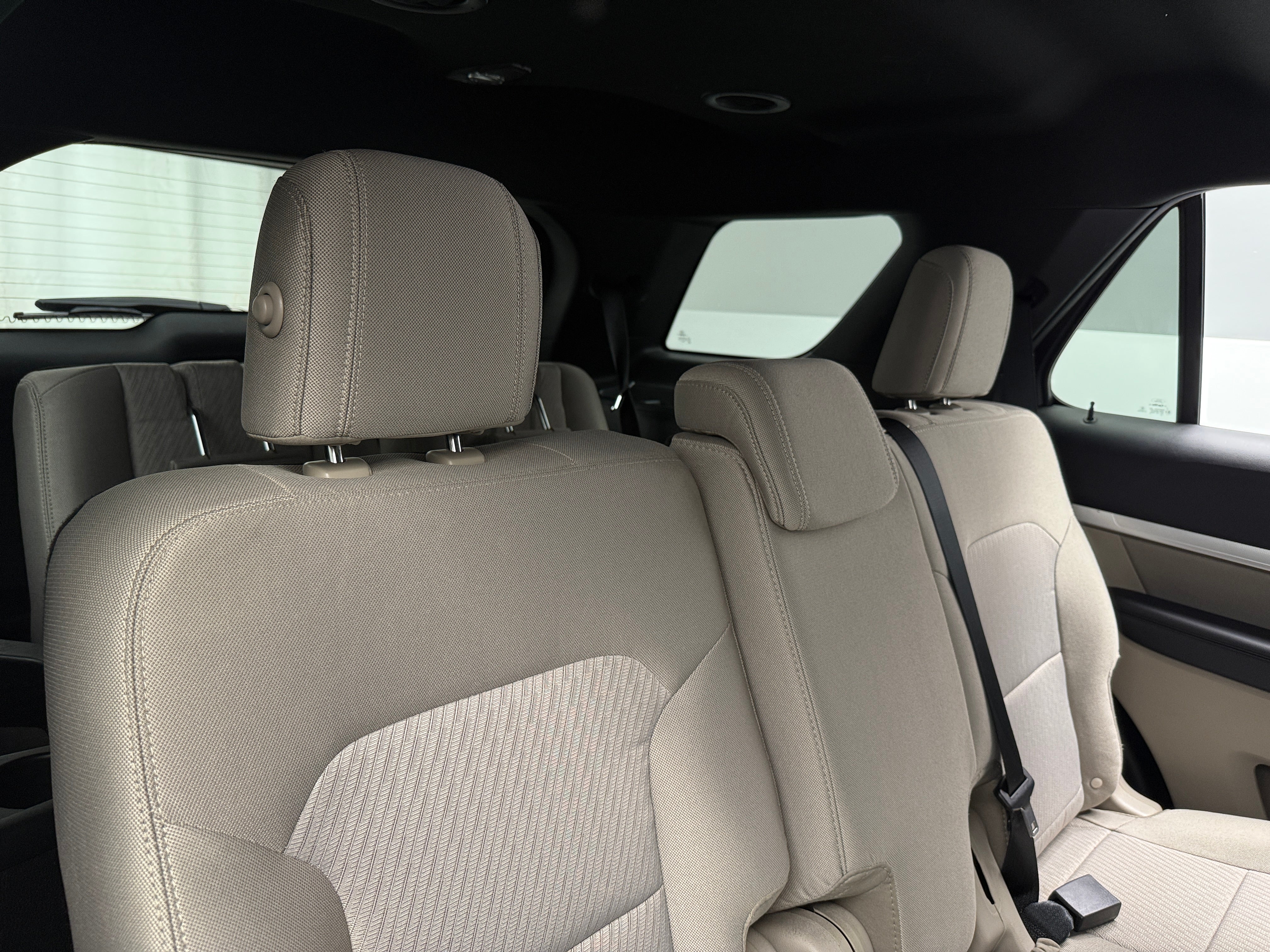 2018 Ford Explorer Base 6