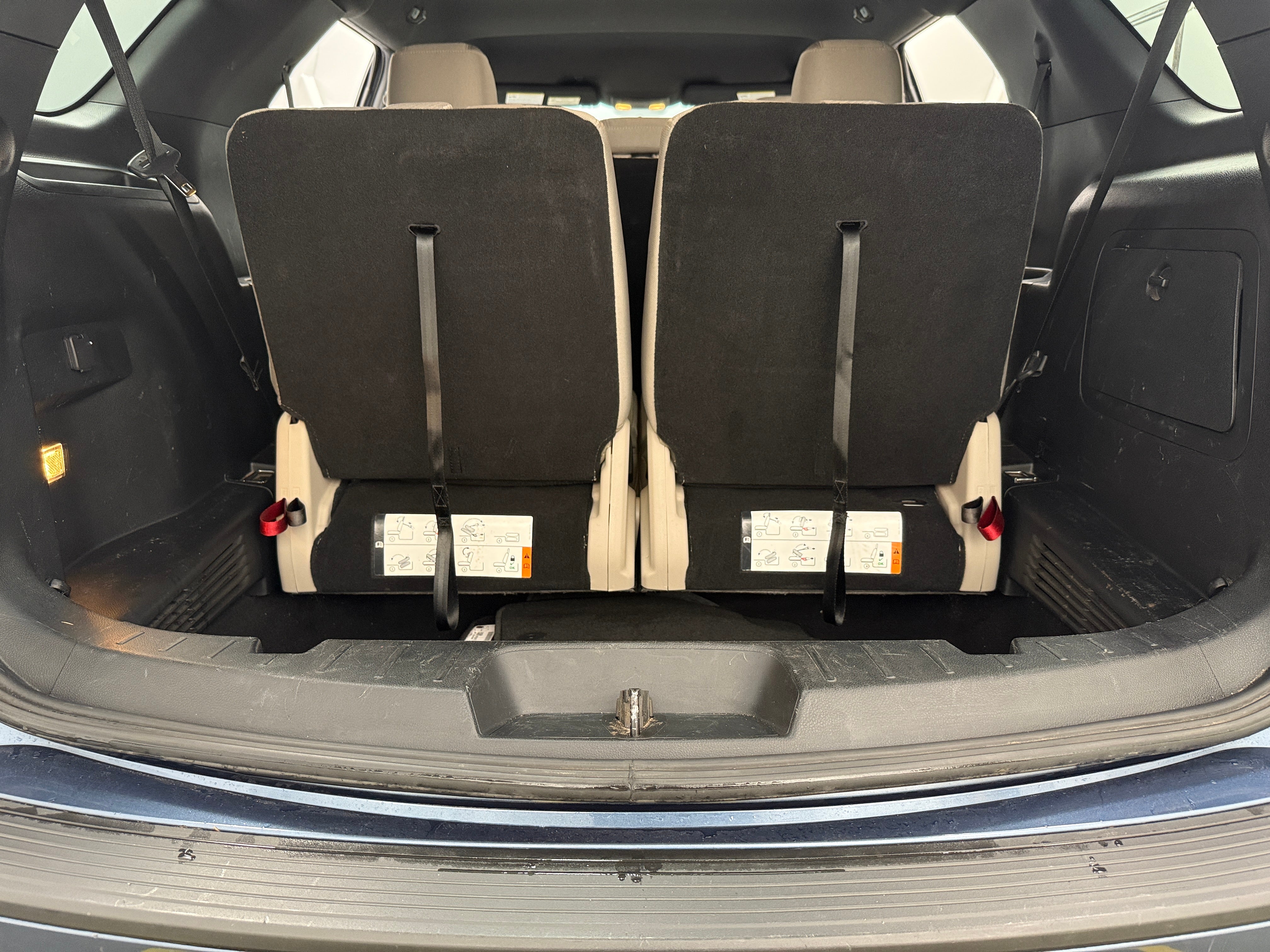 2018 Ford Explorer Base 7