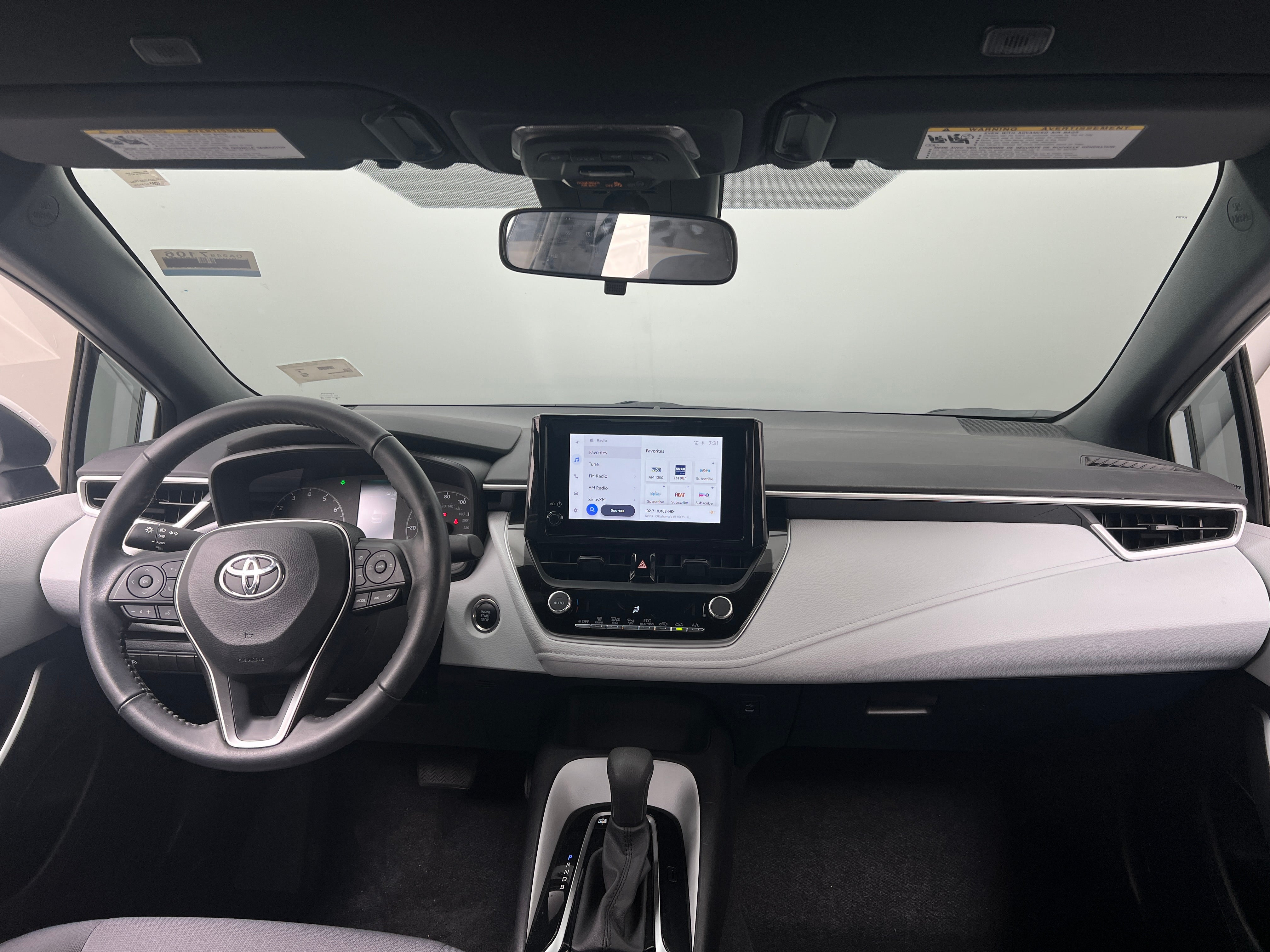 2023 Toyota Corolla SE 3