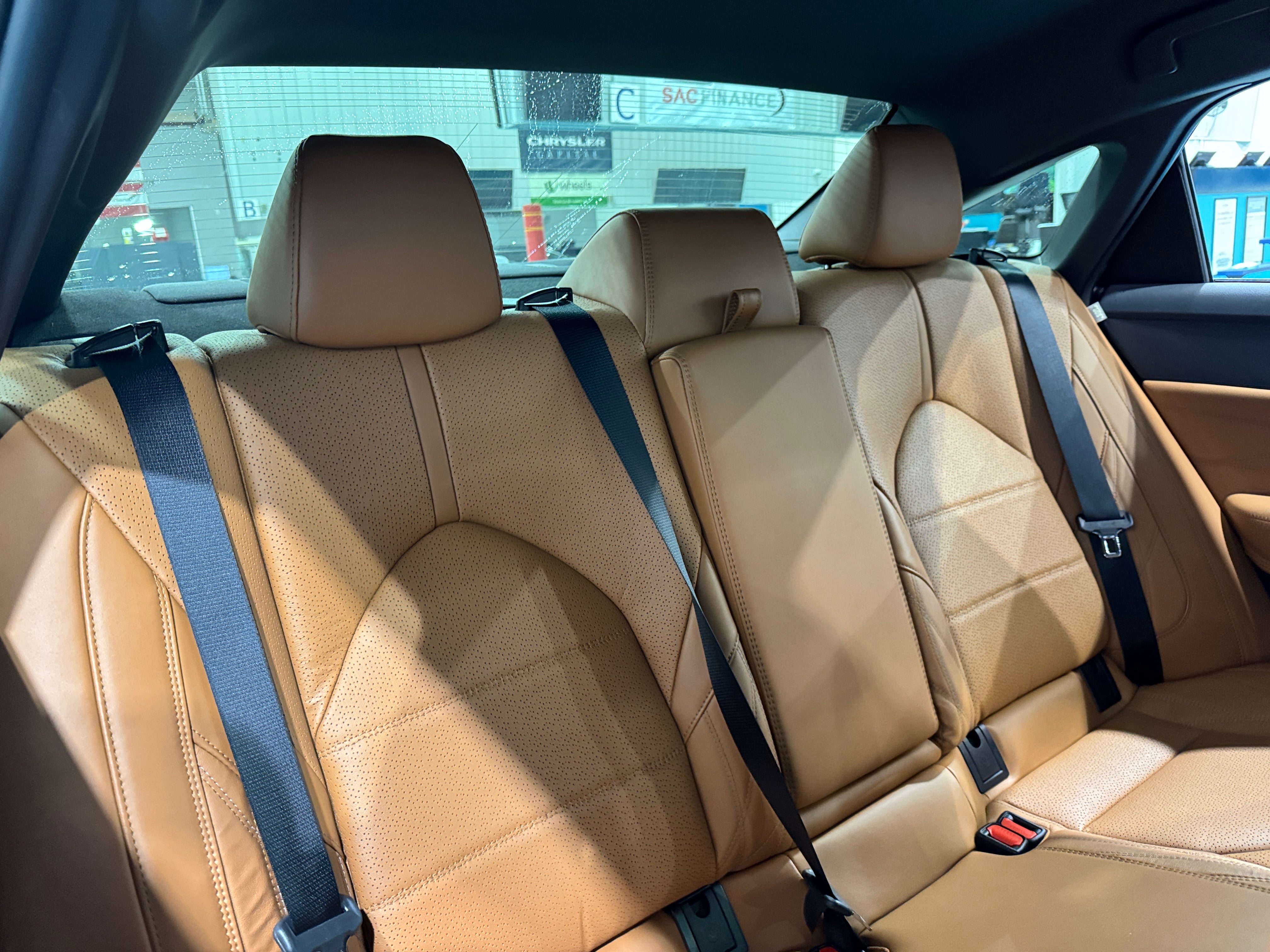2022 Toyota Avalon Limited 5