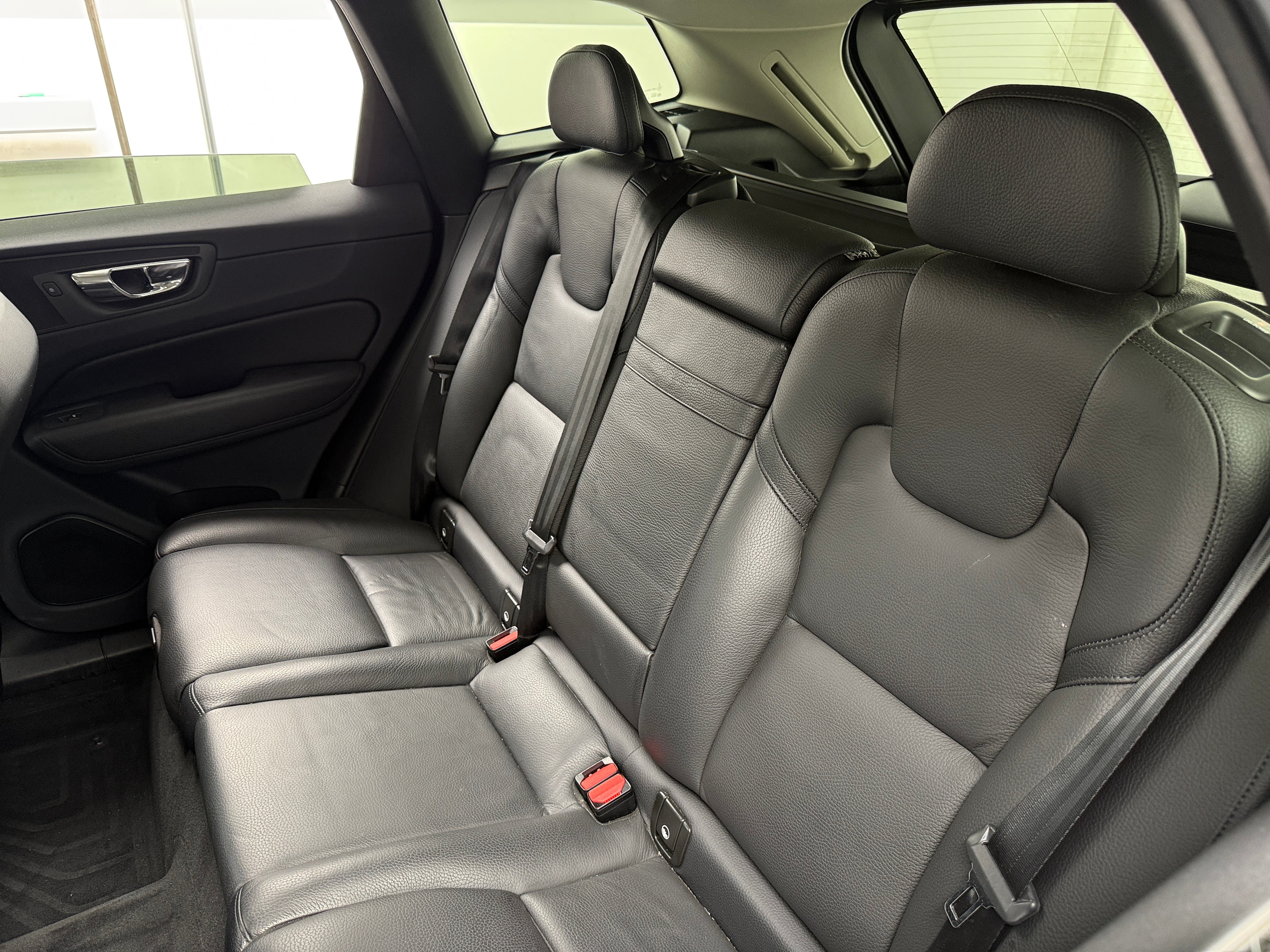 2019 Volvo XC60 T5 Momentum 5