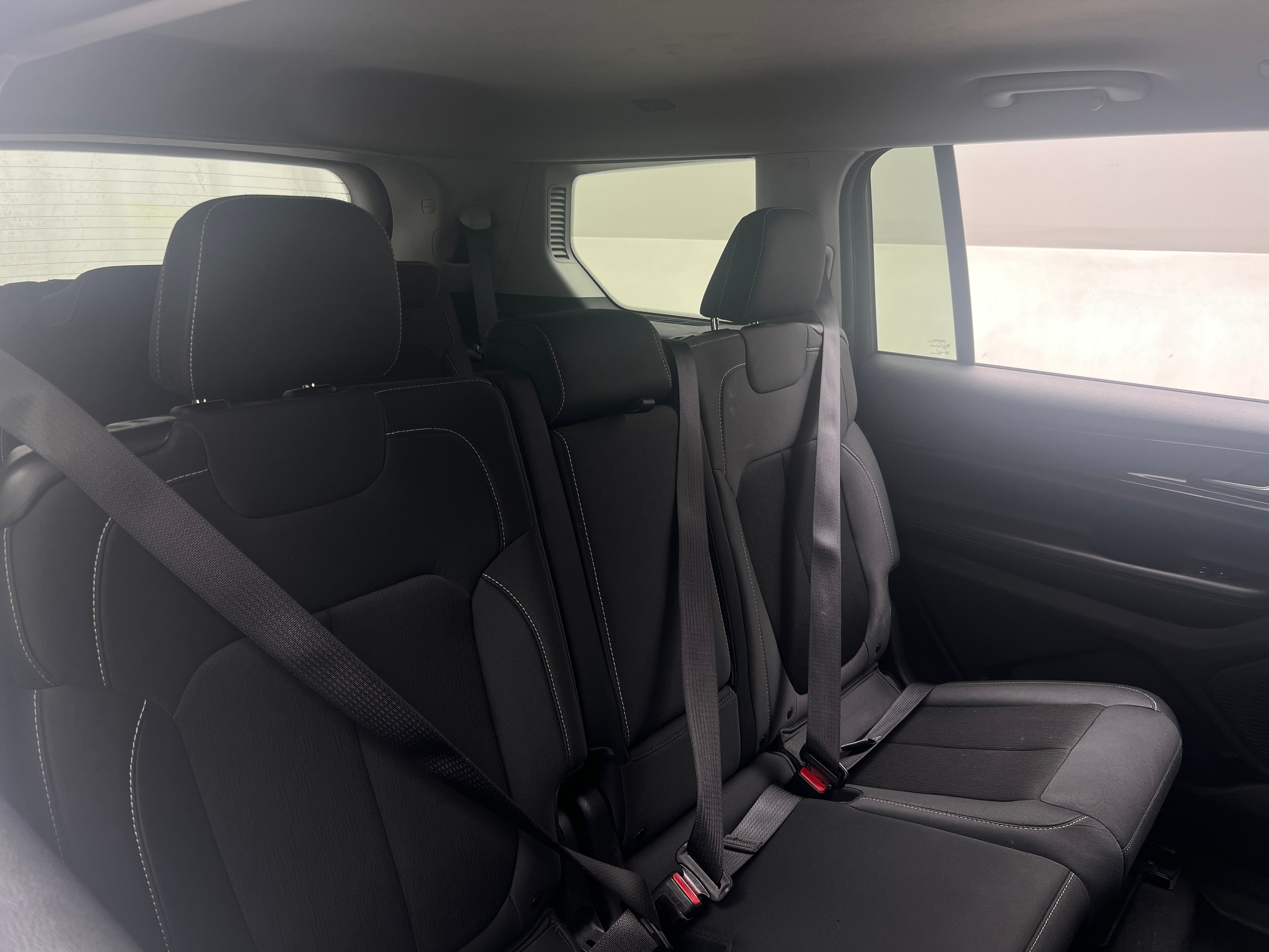 2023 Jeep Grand Cherokee L Laredo 6