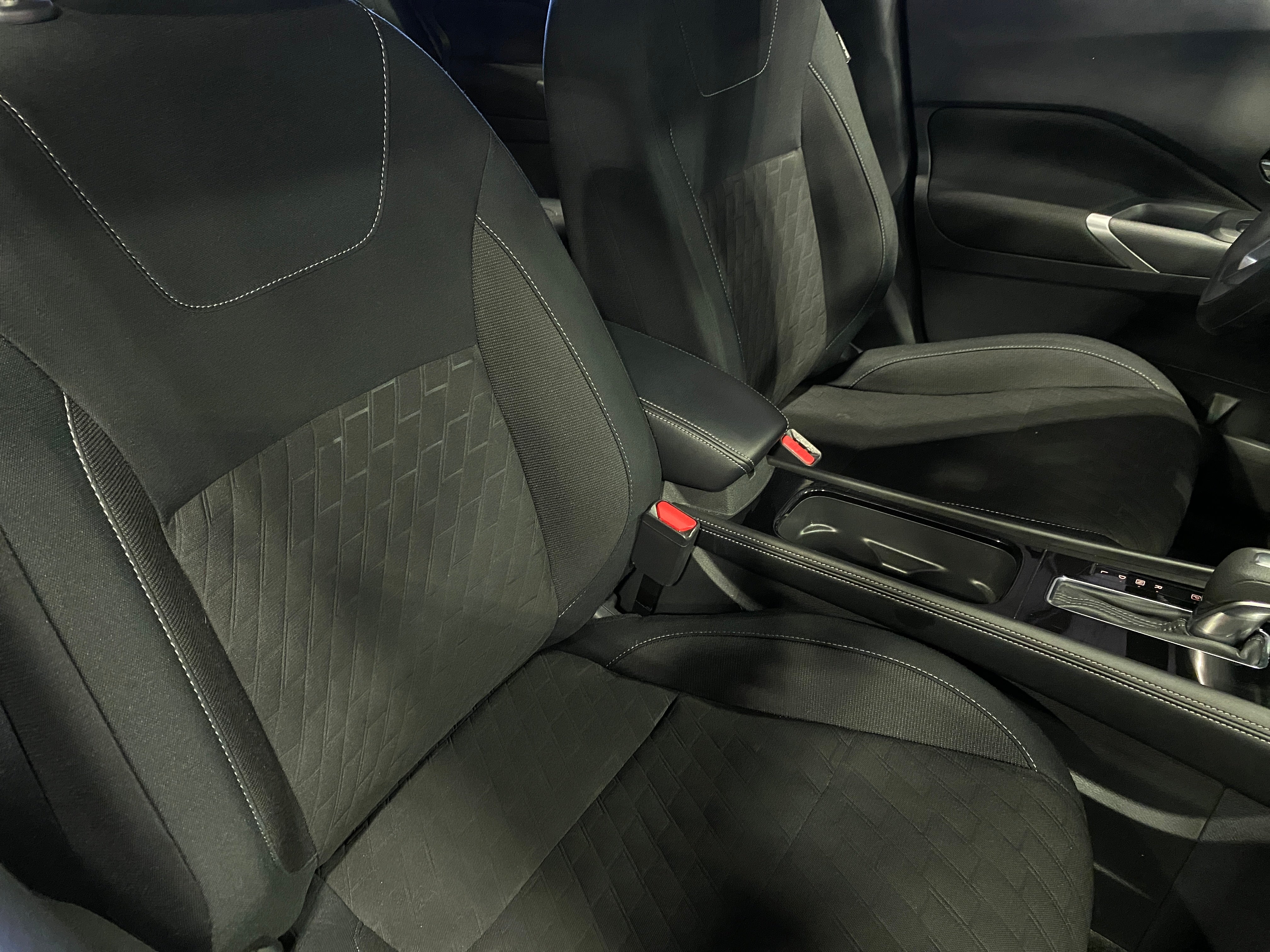 2024 Nissan Kicks SV 2