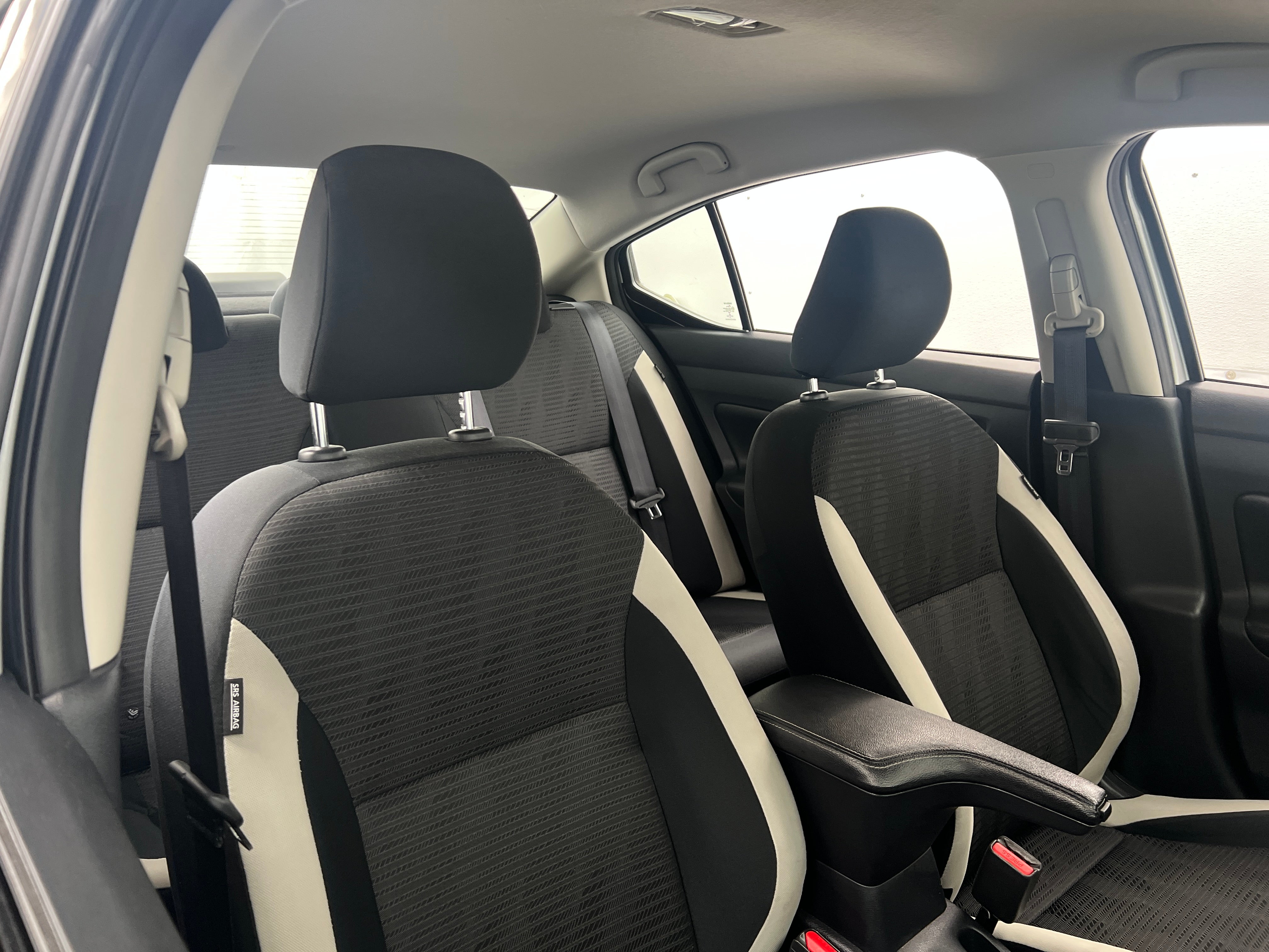 2020 Nissan Versa SV 2