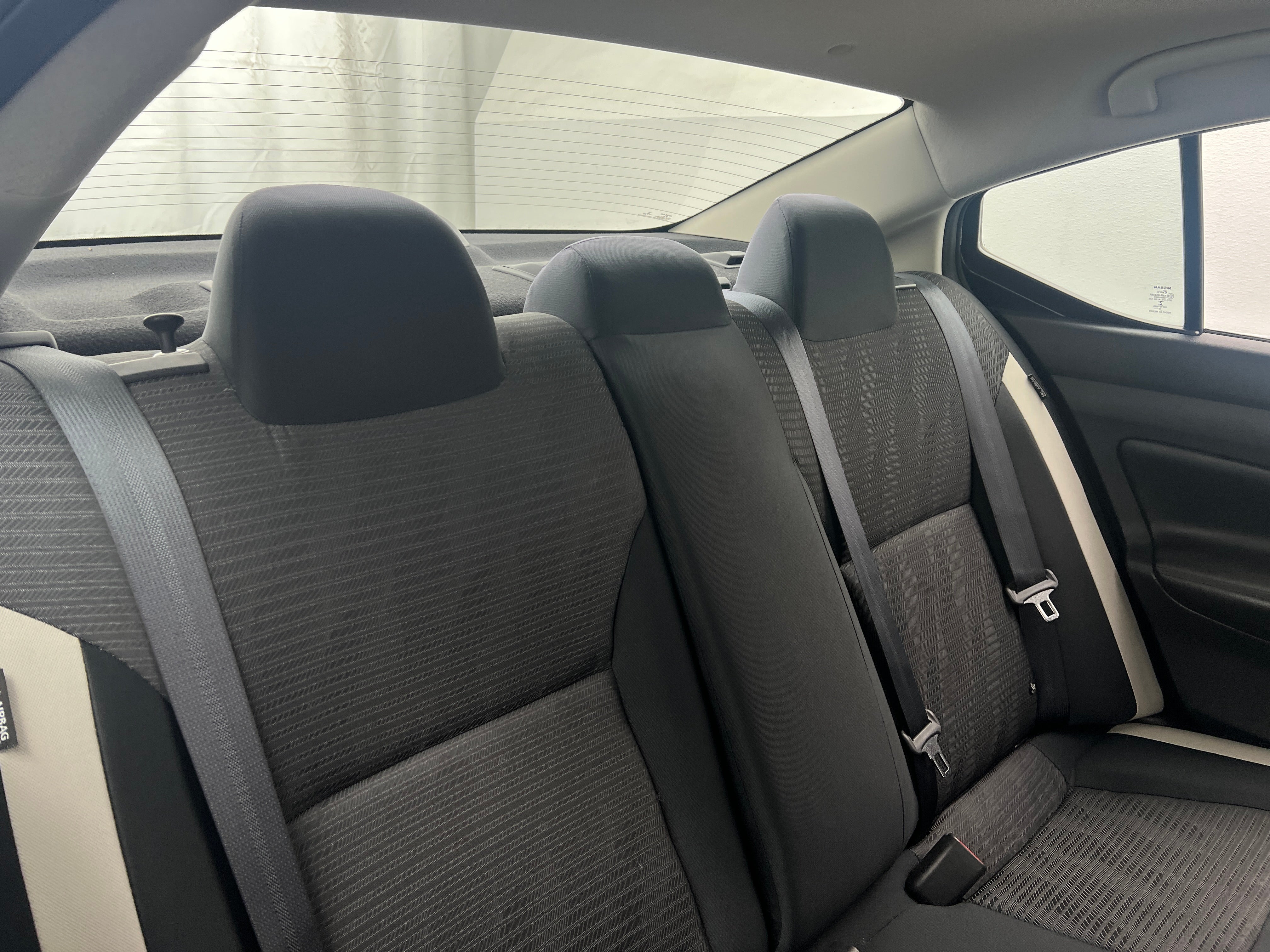 2020 Nissan Versa SV 6