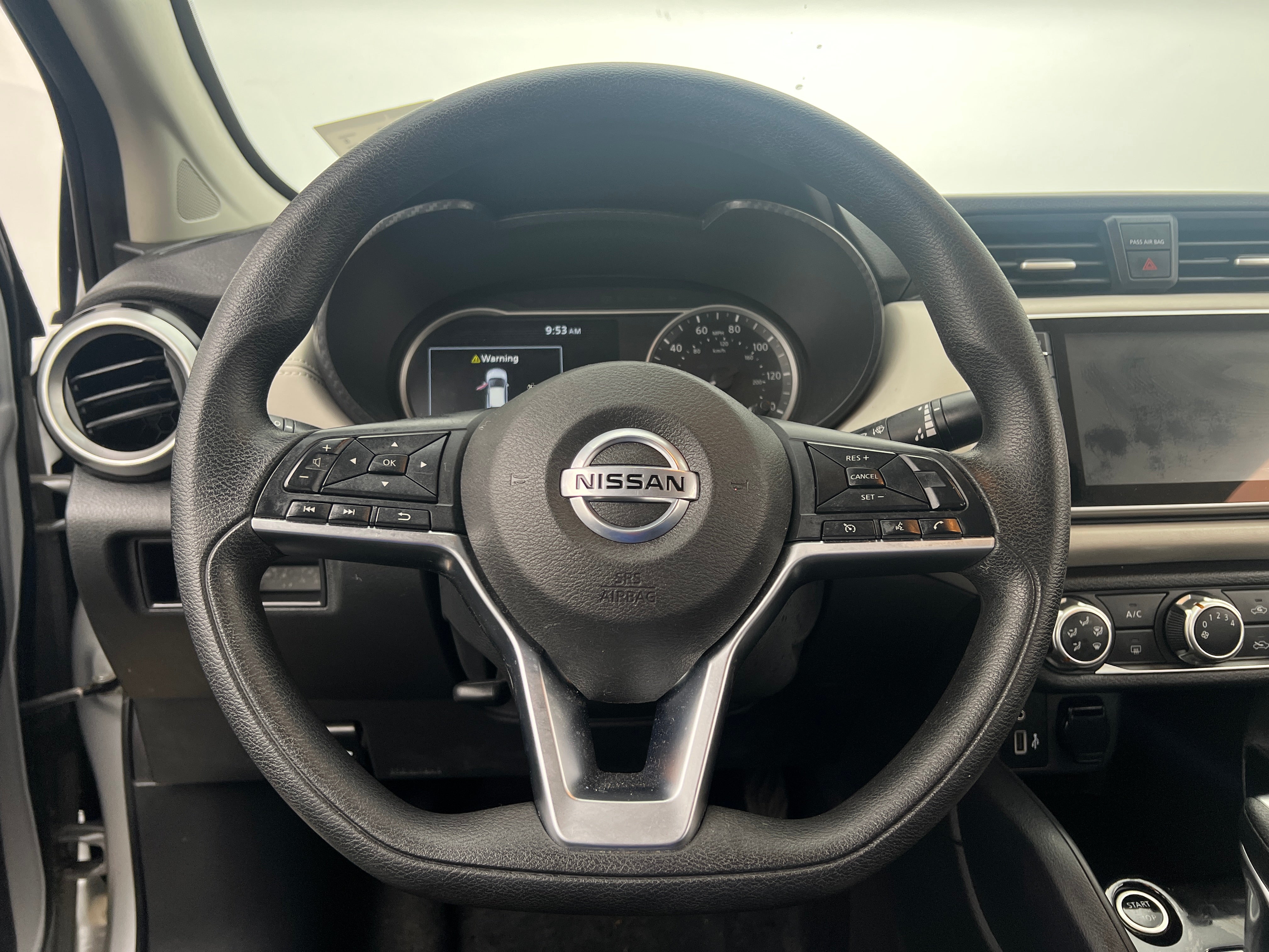 2020 Nissan Versa SV 5