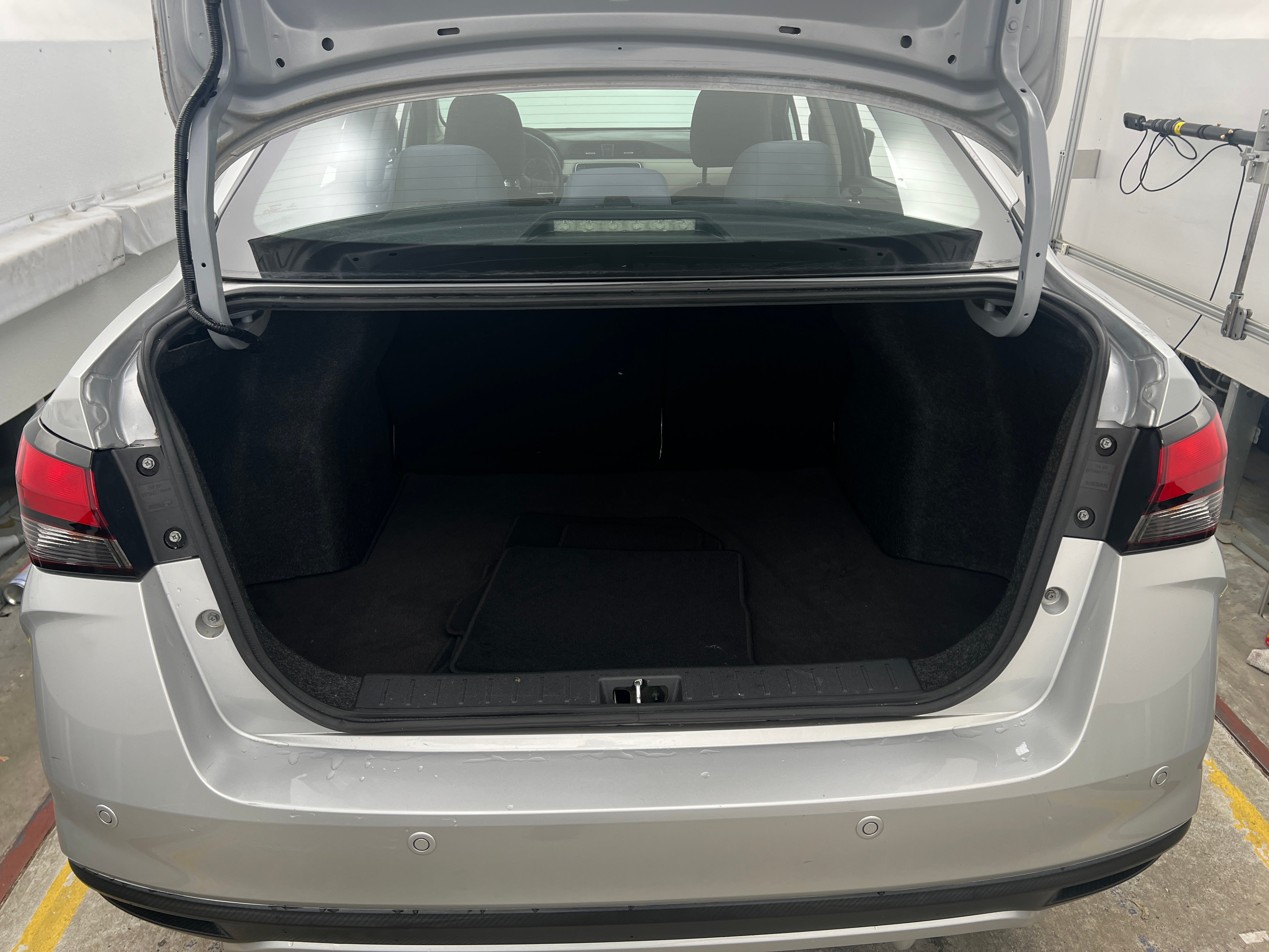 2020 Nissan Versa SV 7