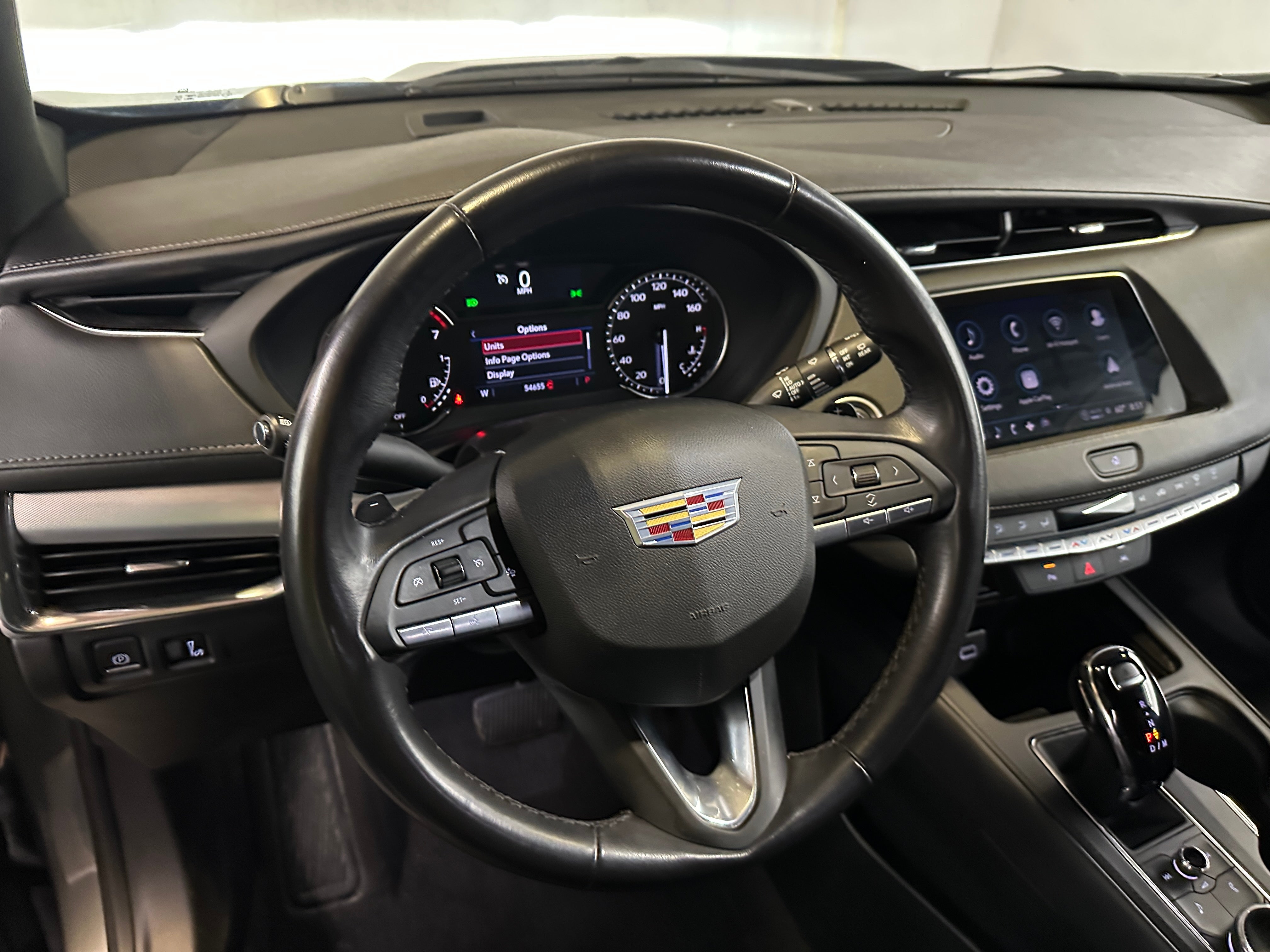 2023 Cadillac XT4 Premium Luxury 4