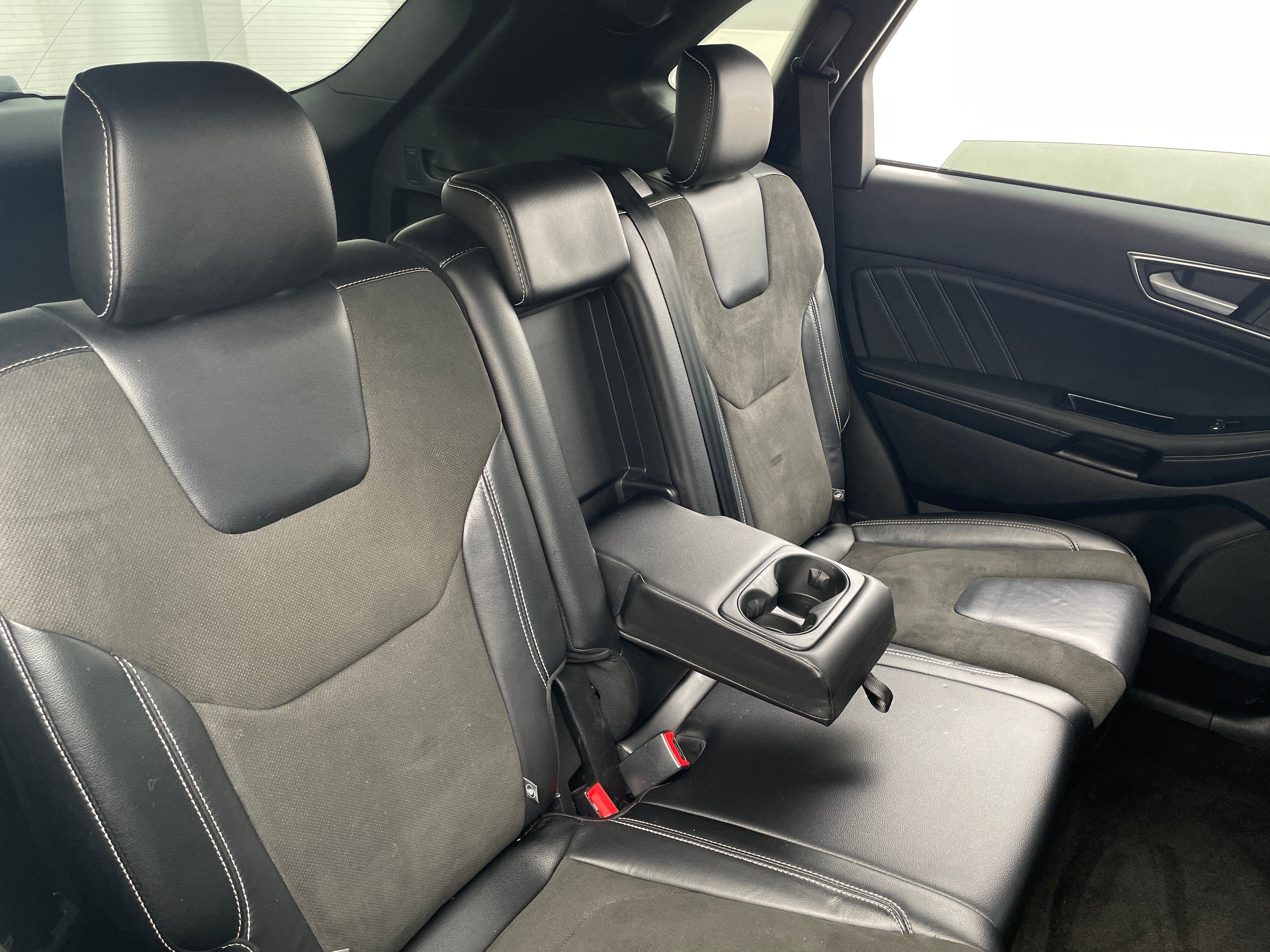 2019 Ford Edge ST 6
