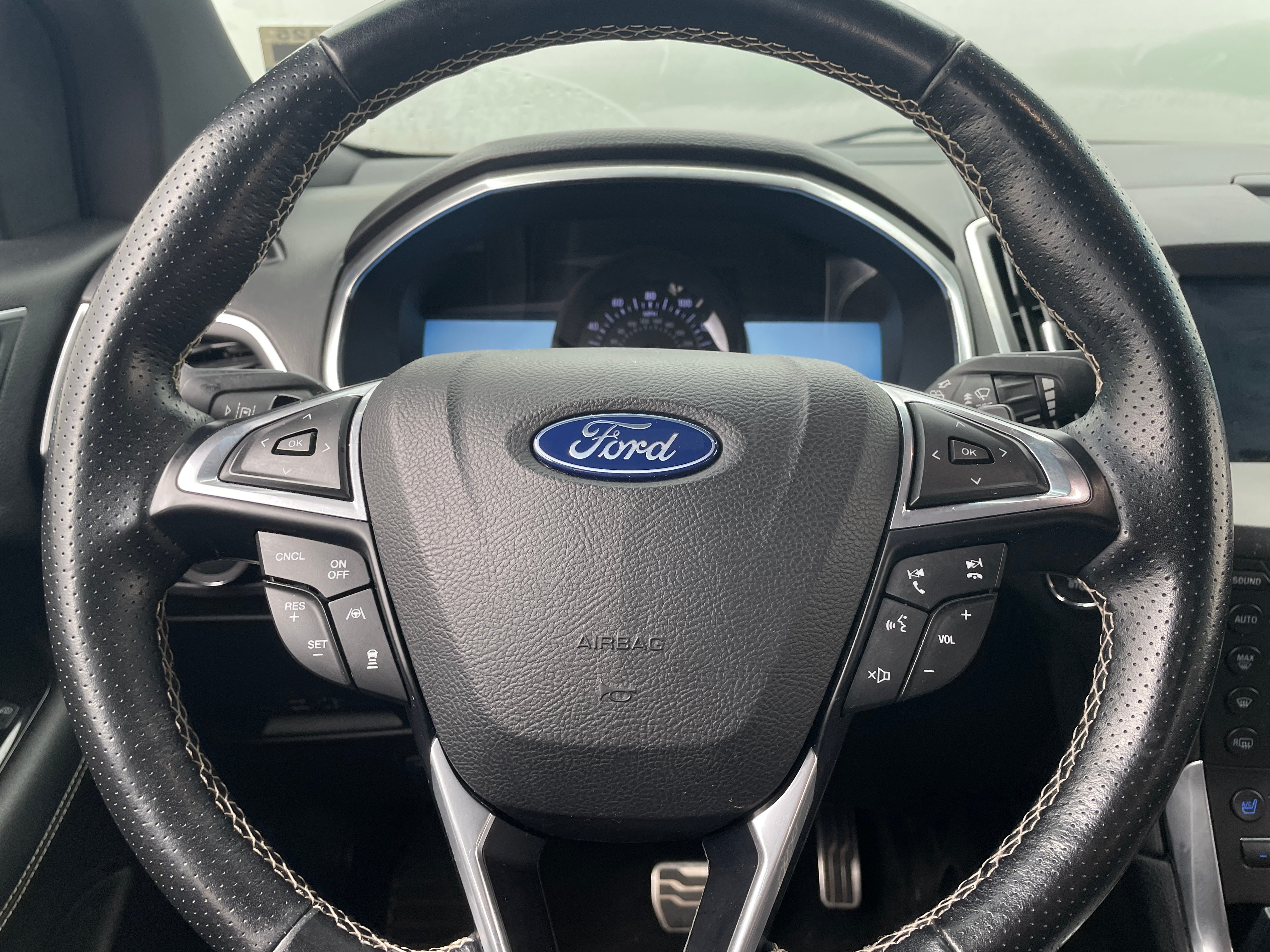 2019 Ford Edge ST 5