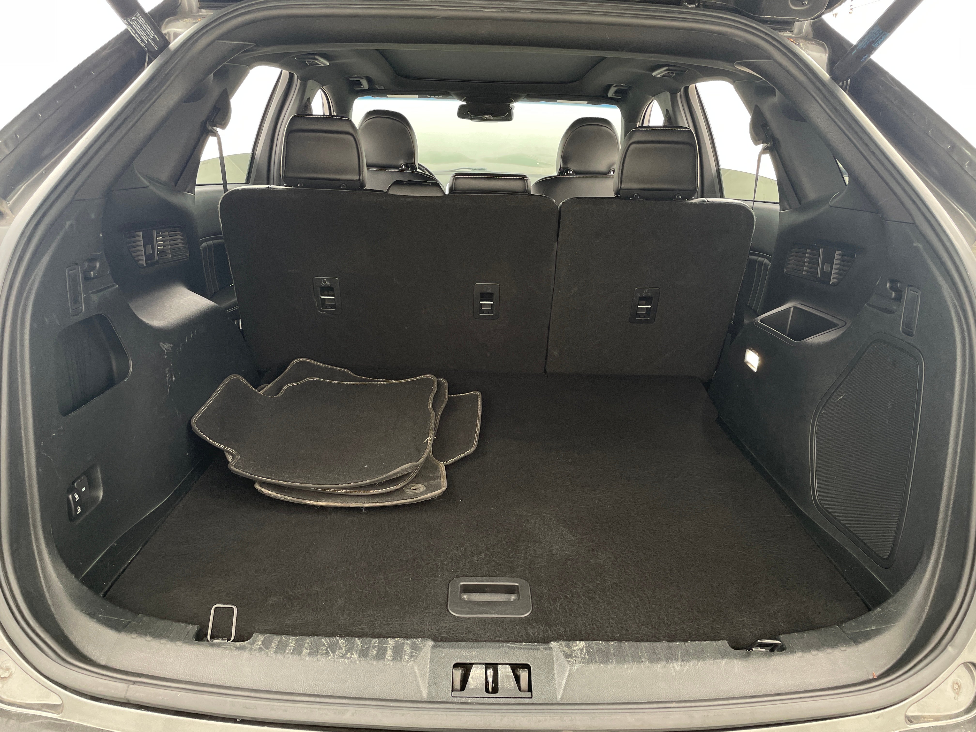 2019 Ford Edge ST 7