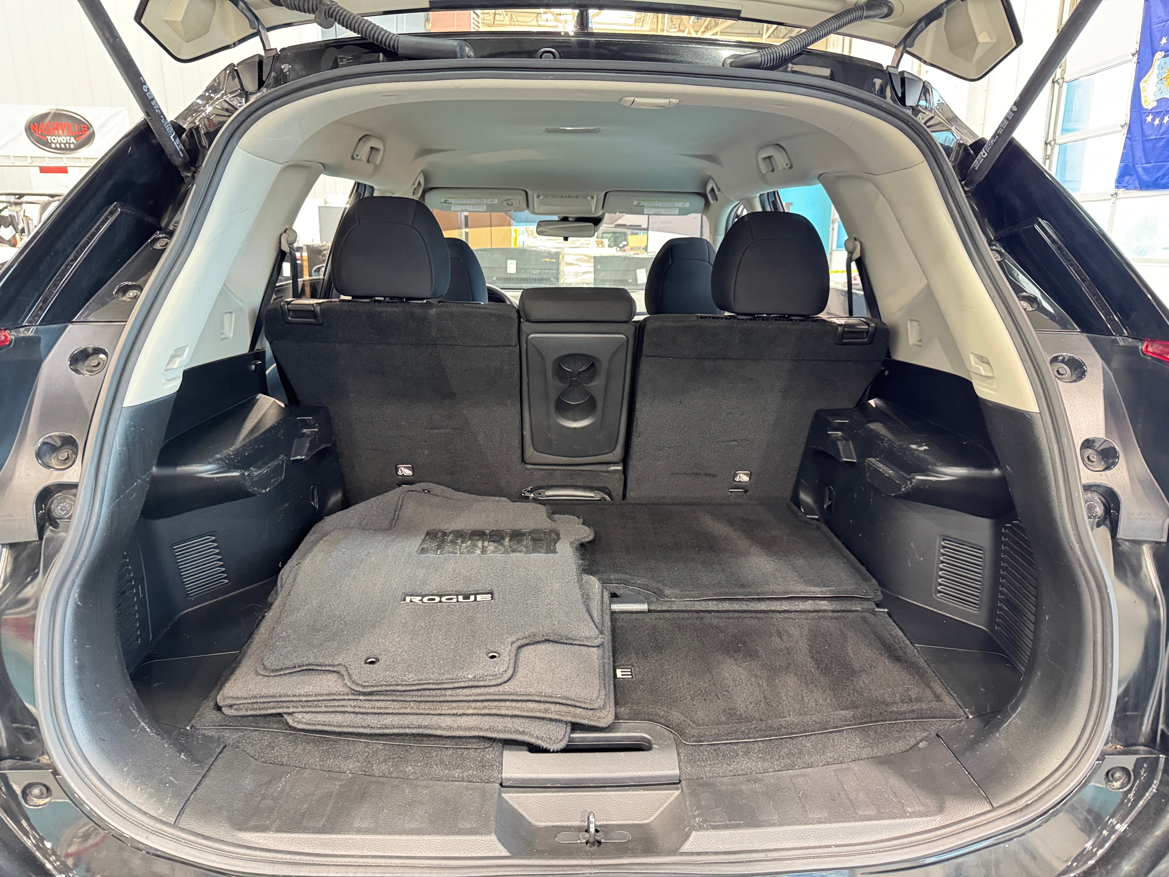2020 Nissan Rogue S 7