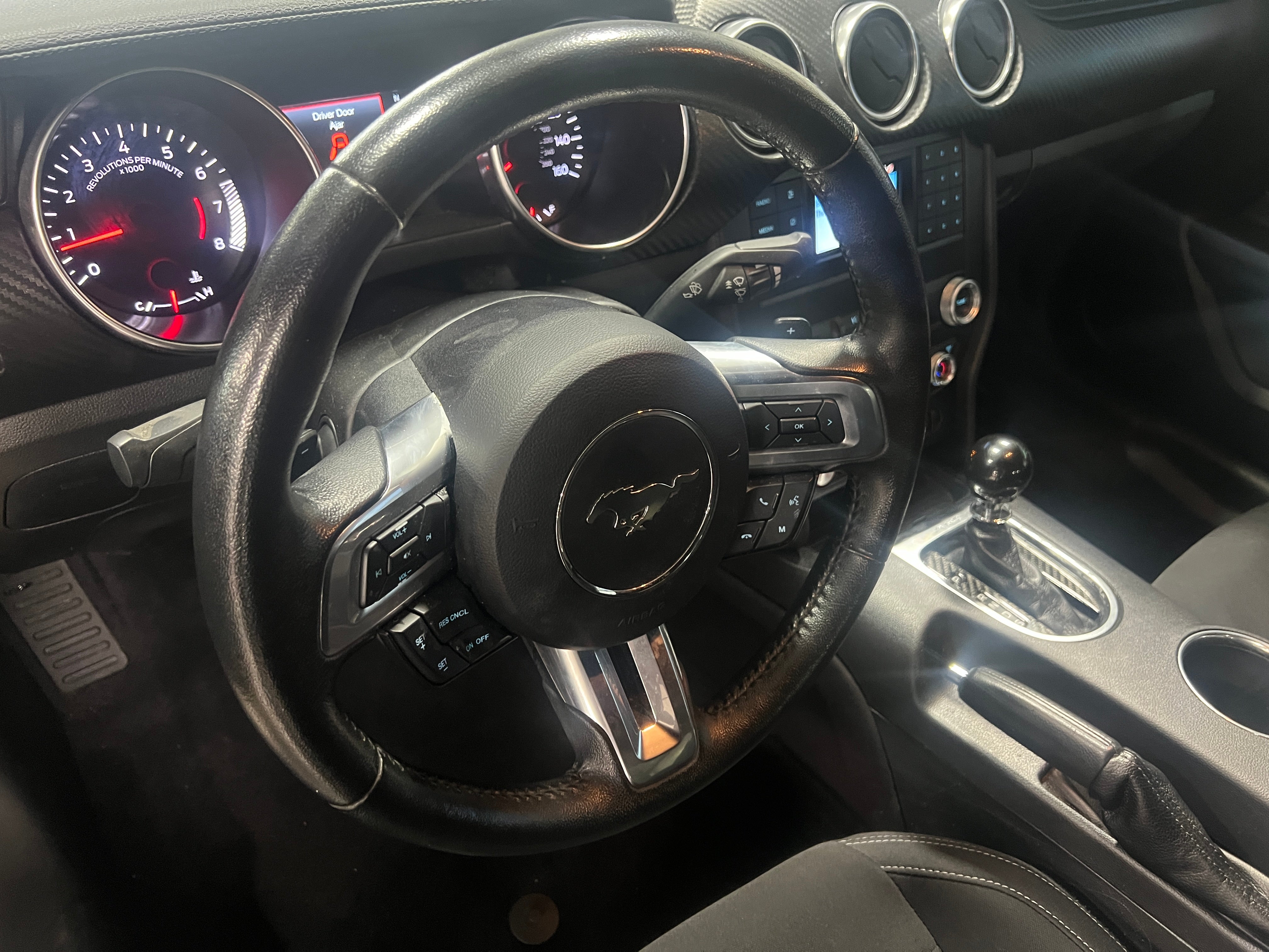 2020 Ford Mustang  4