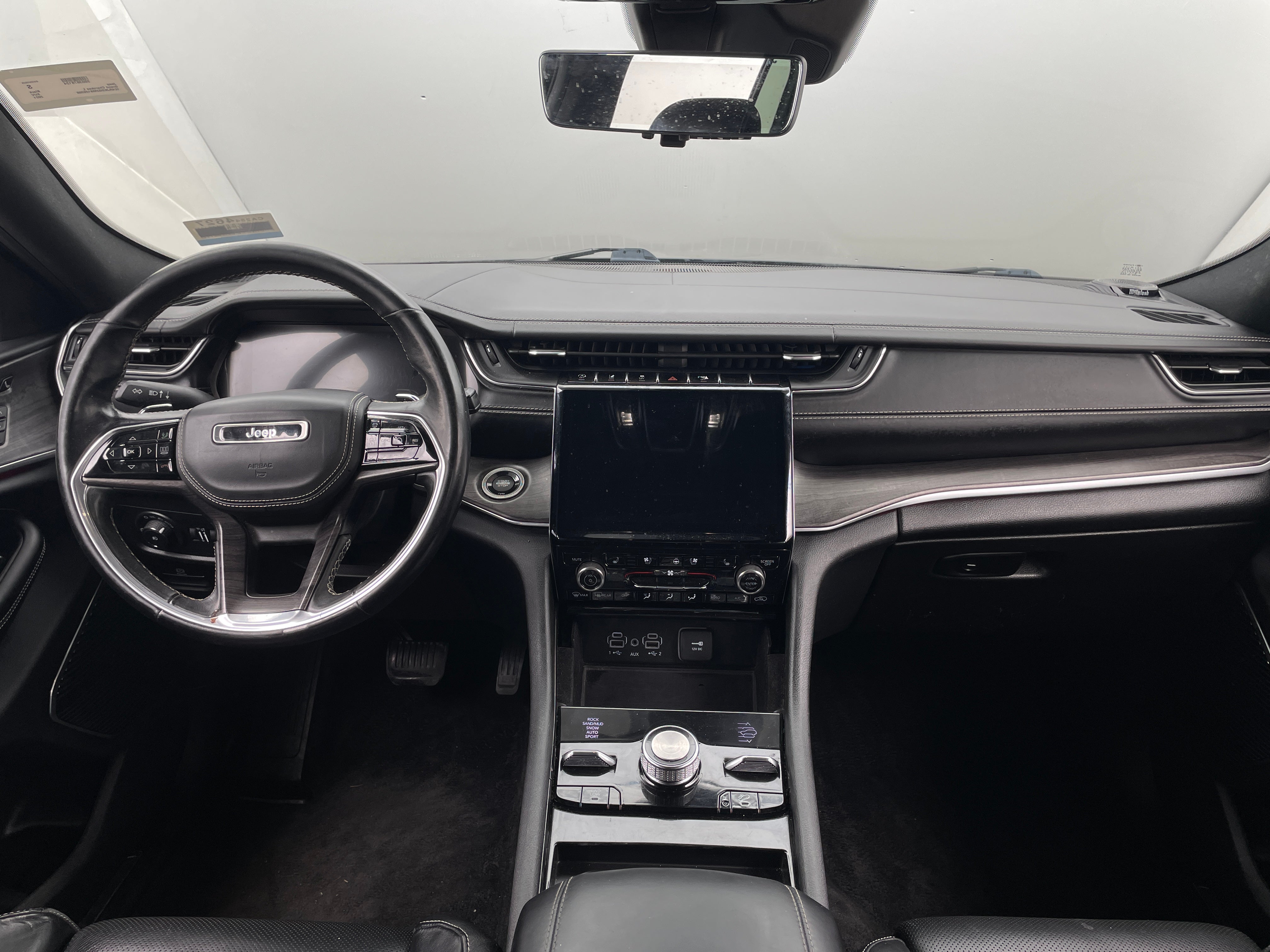 2021 Jeep Grand Cherokee L Overland 2