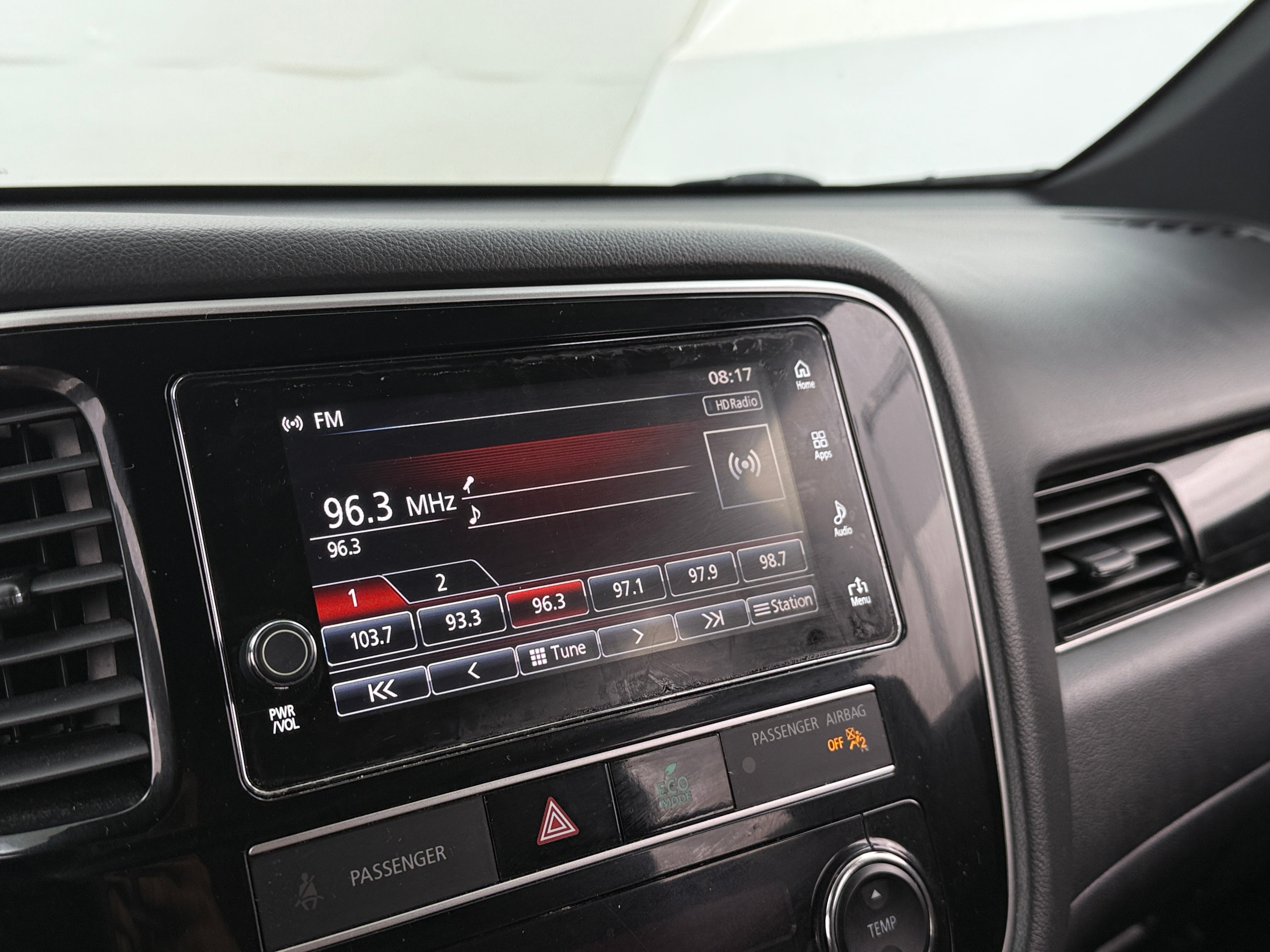 2019 Mitsubishi Outlander LE 4