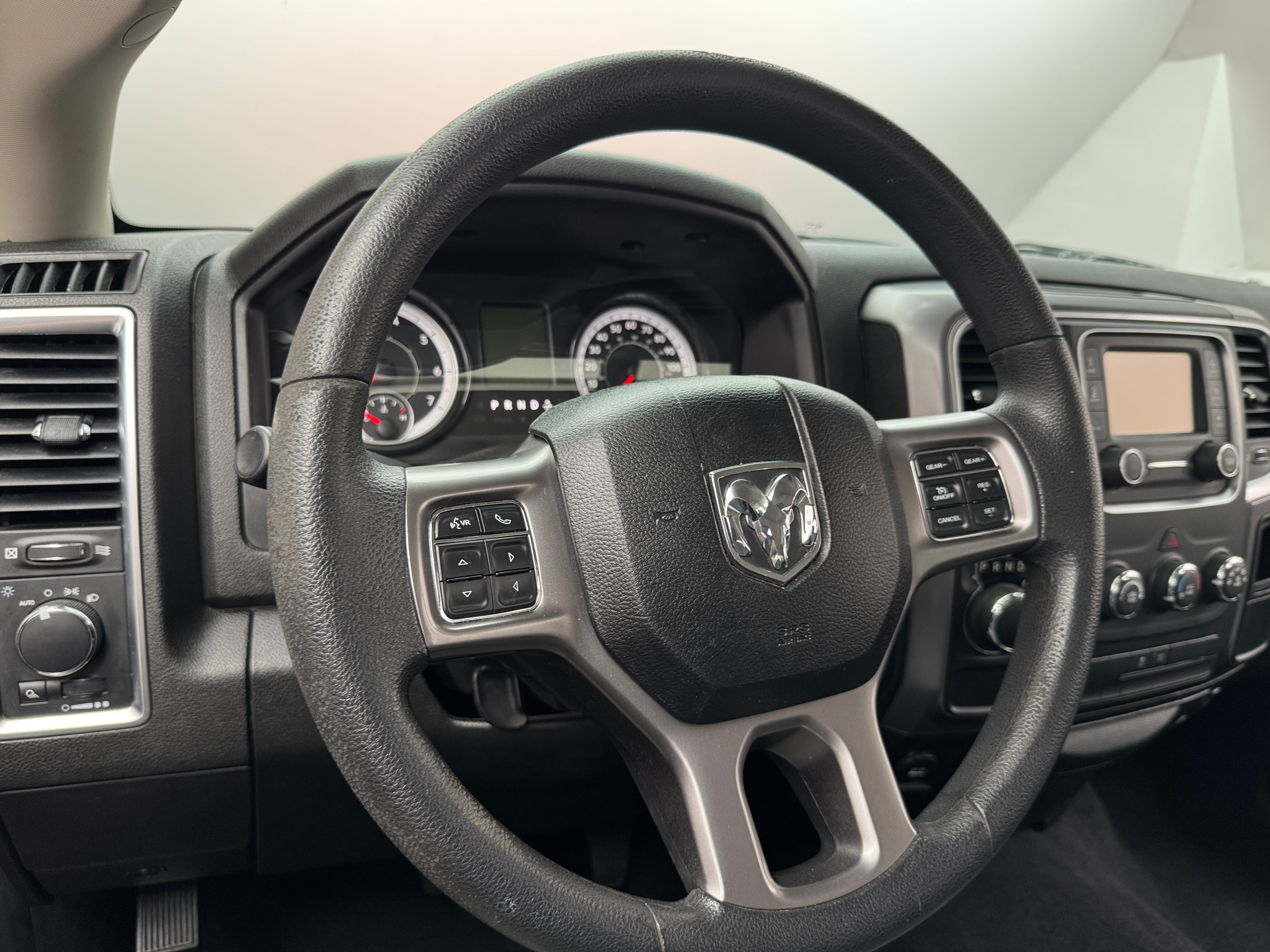 2022 RAM 1500 Classic SLT 5
