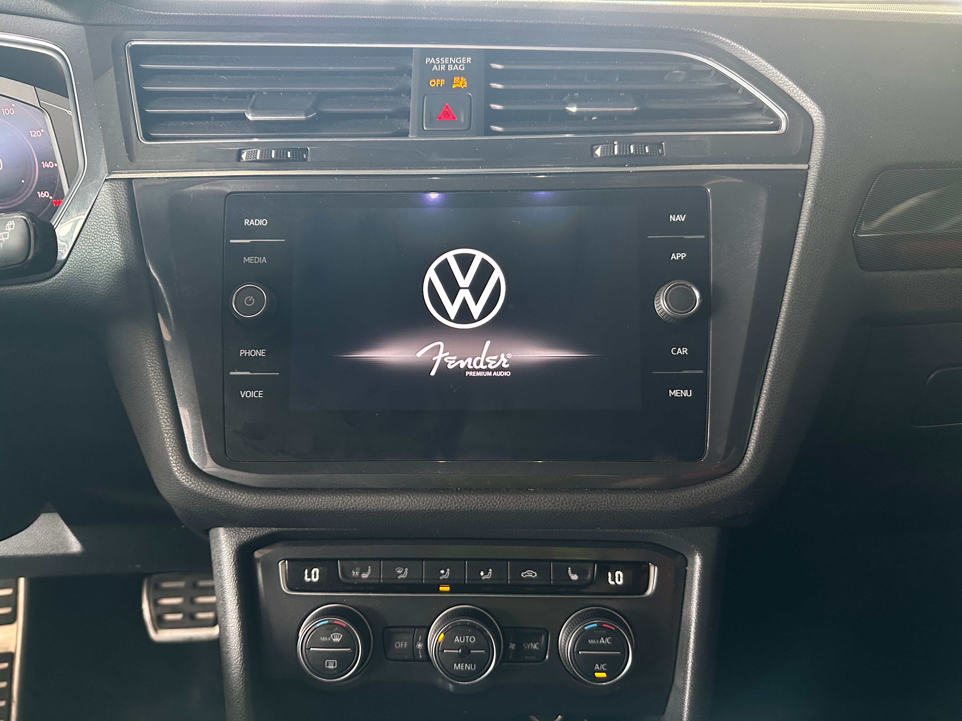 2021 Volkswagen Tiguan SE R-Line 3