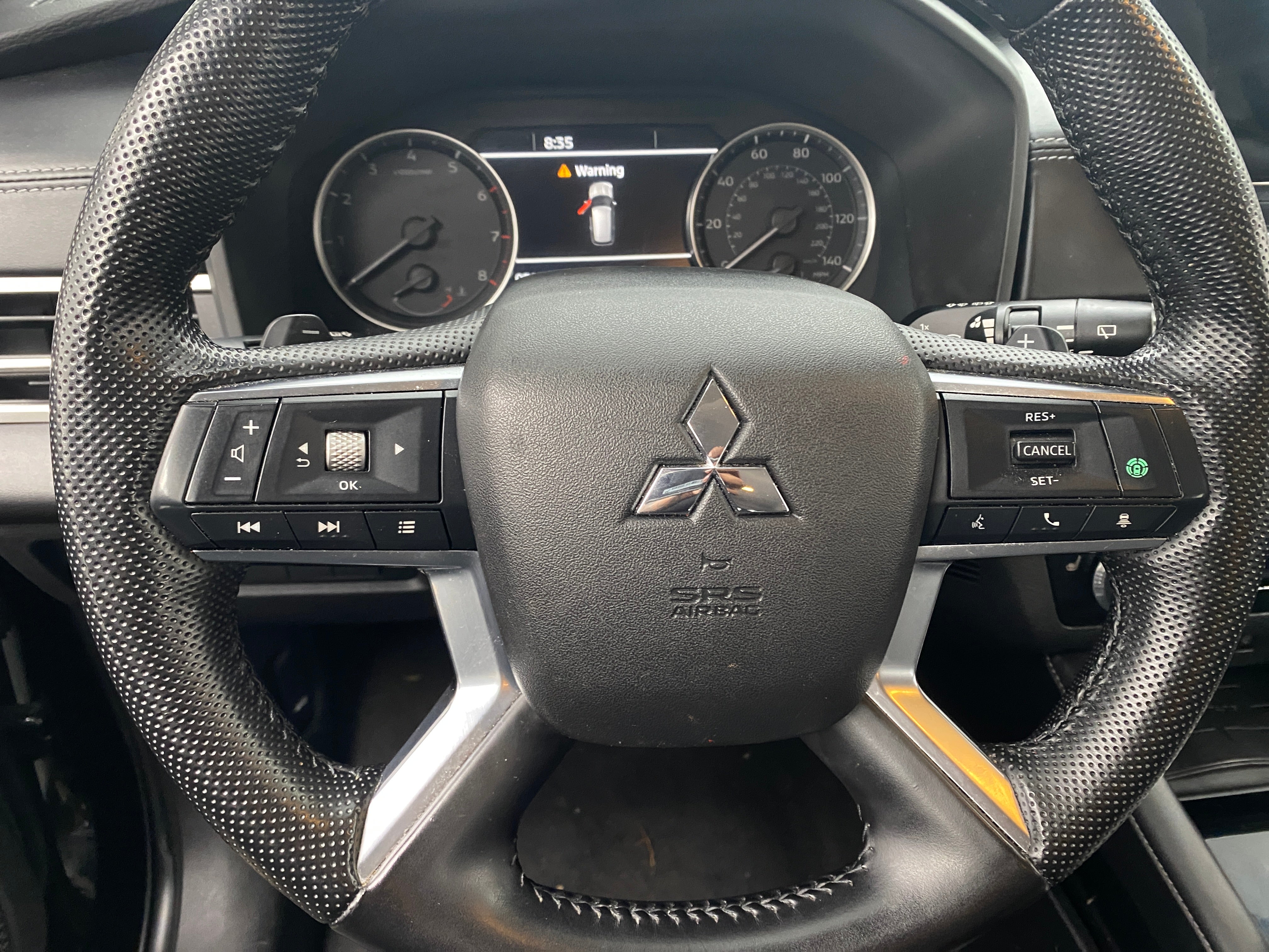 2022 Mitsubishi Outlander SE 4