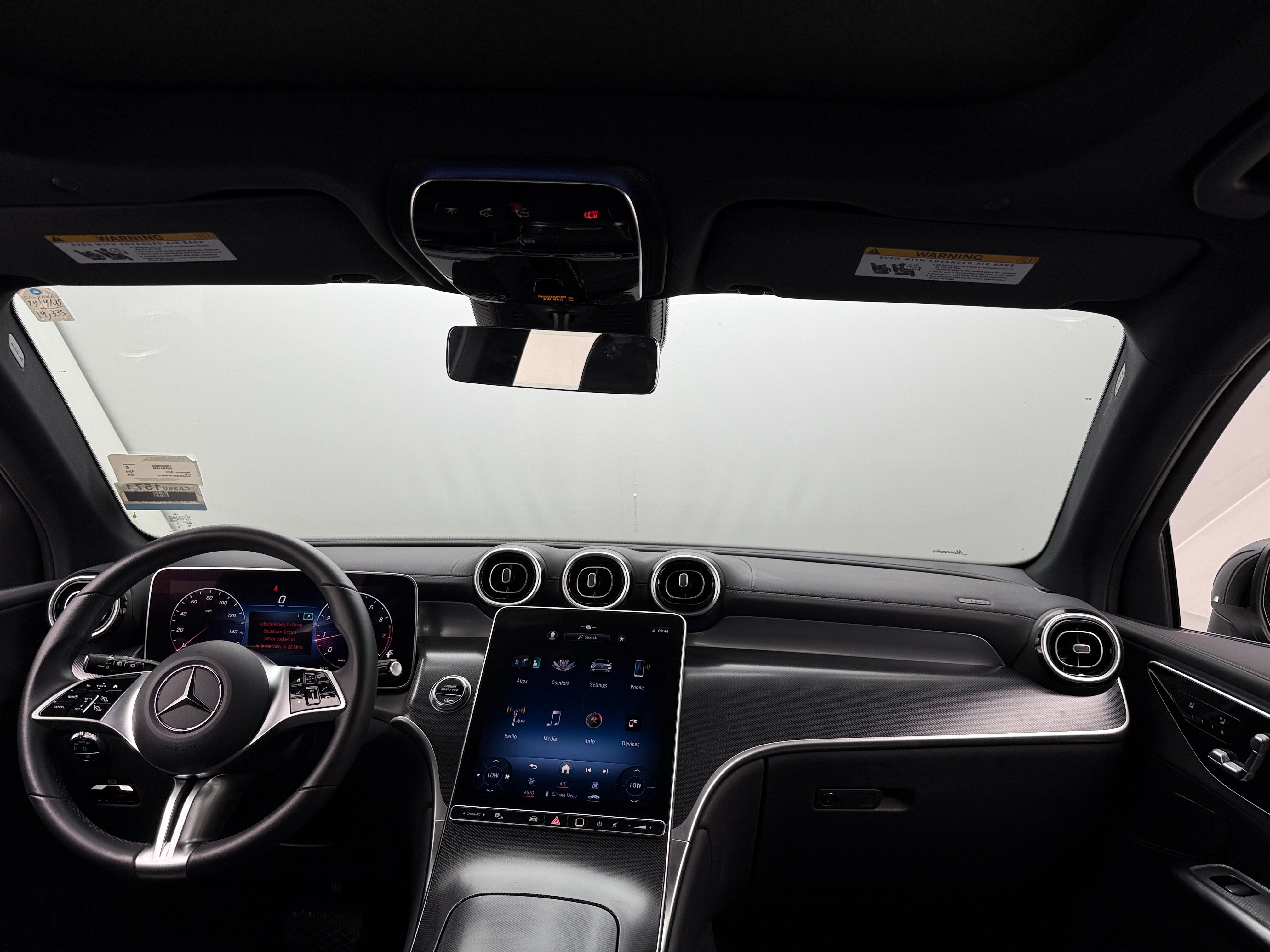2024 Mercedes-Benz GLC 300 2