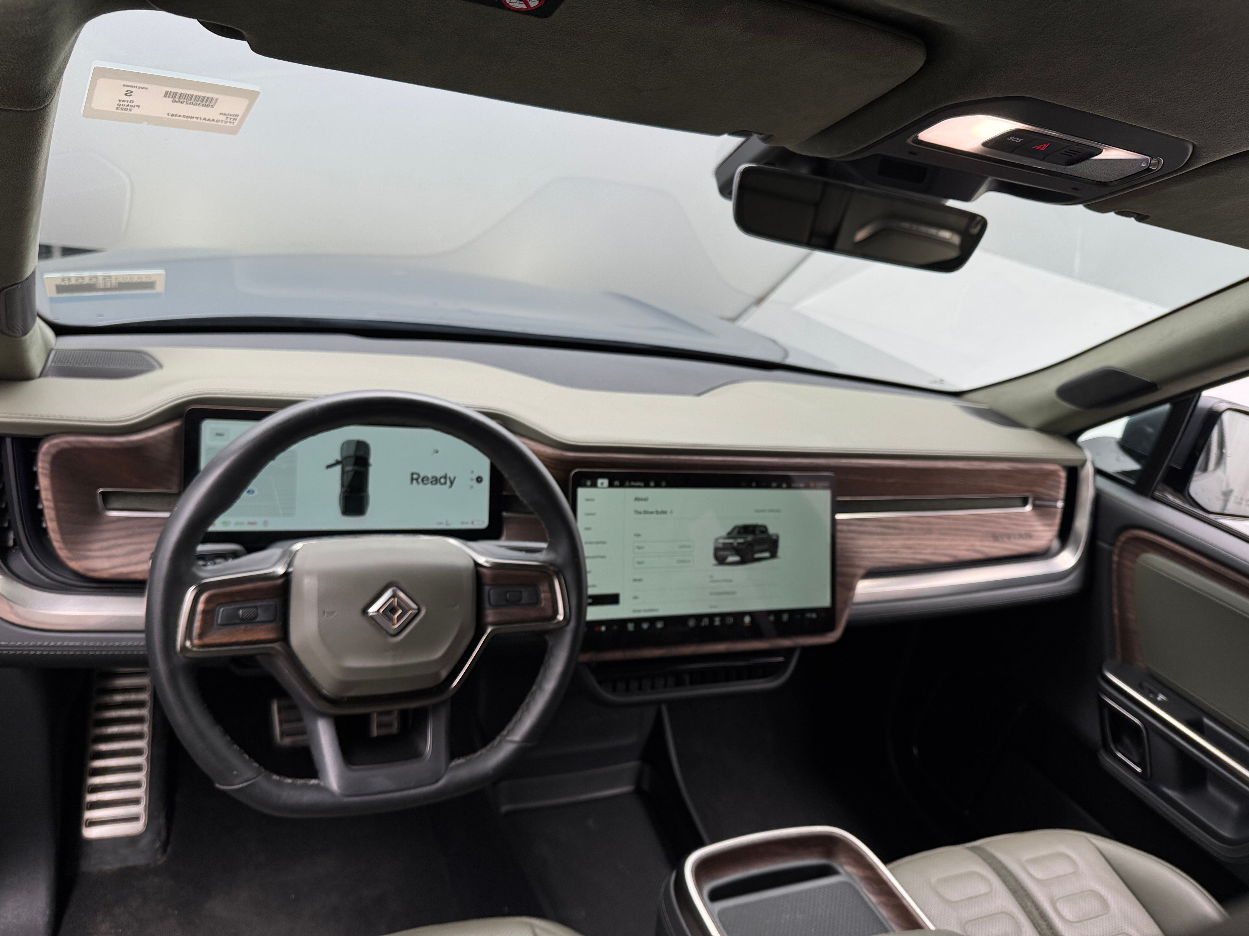 2023 Rivian R1T Adventure 2