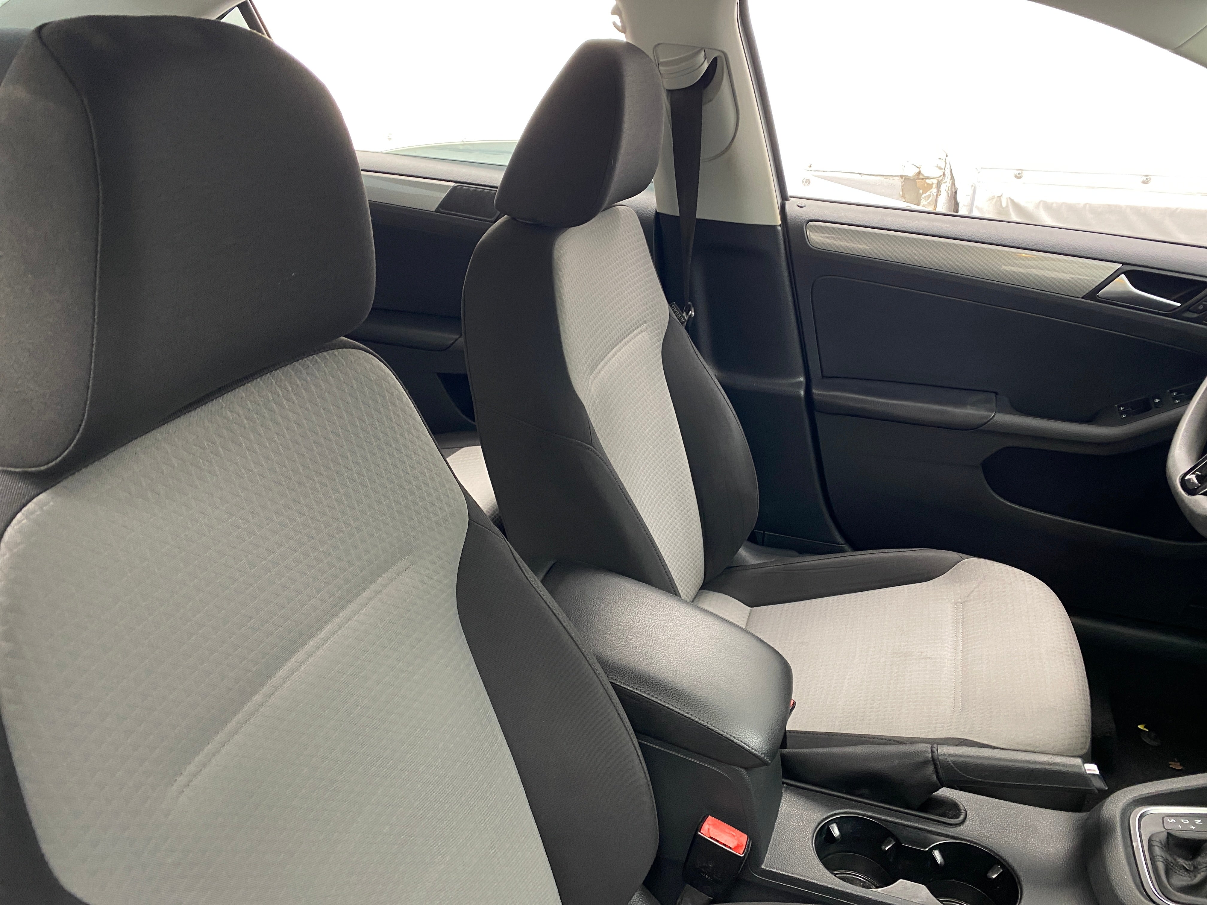 2017 Volkswagen Jetta S 2
