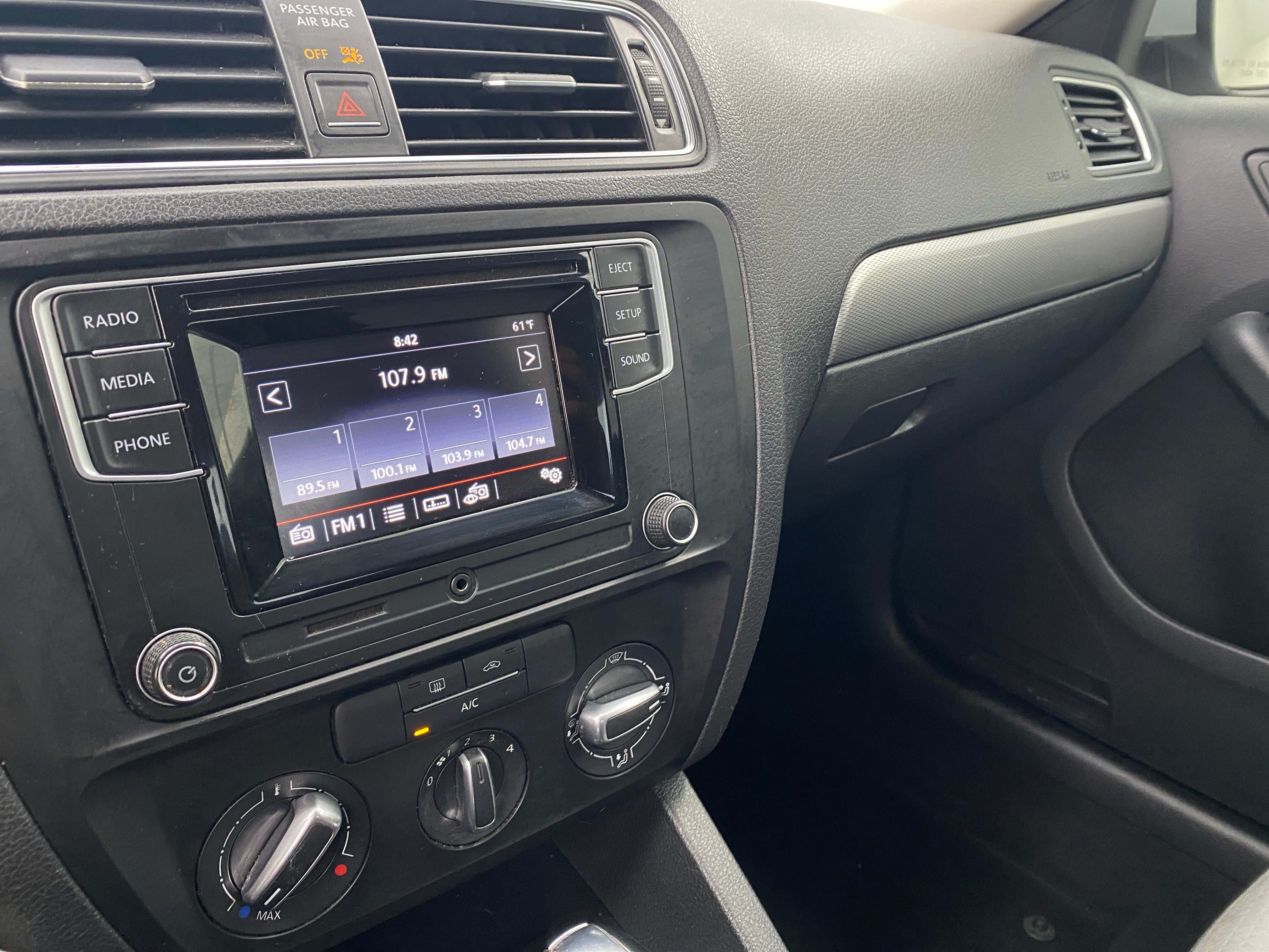 2017 Volkswagen Jetta S 4