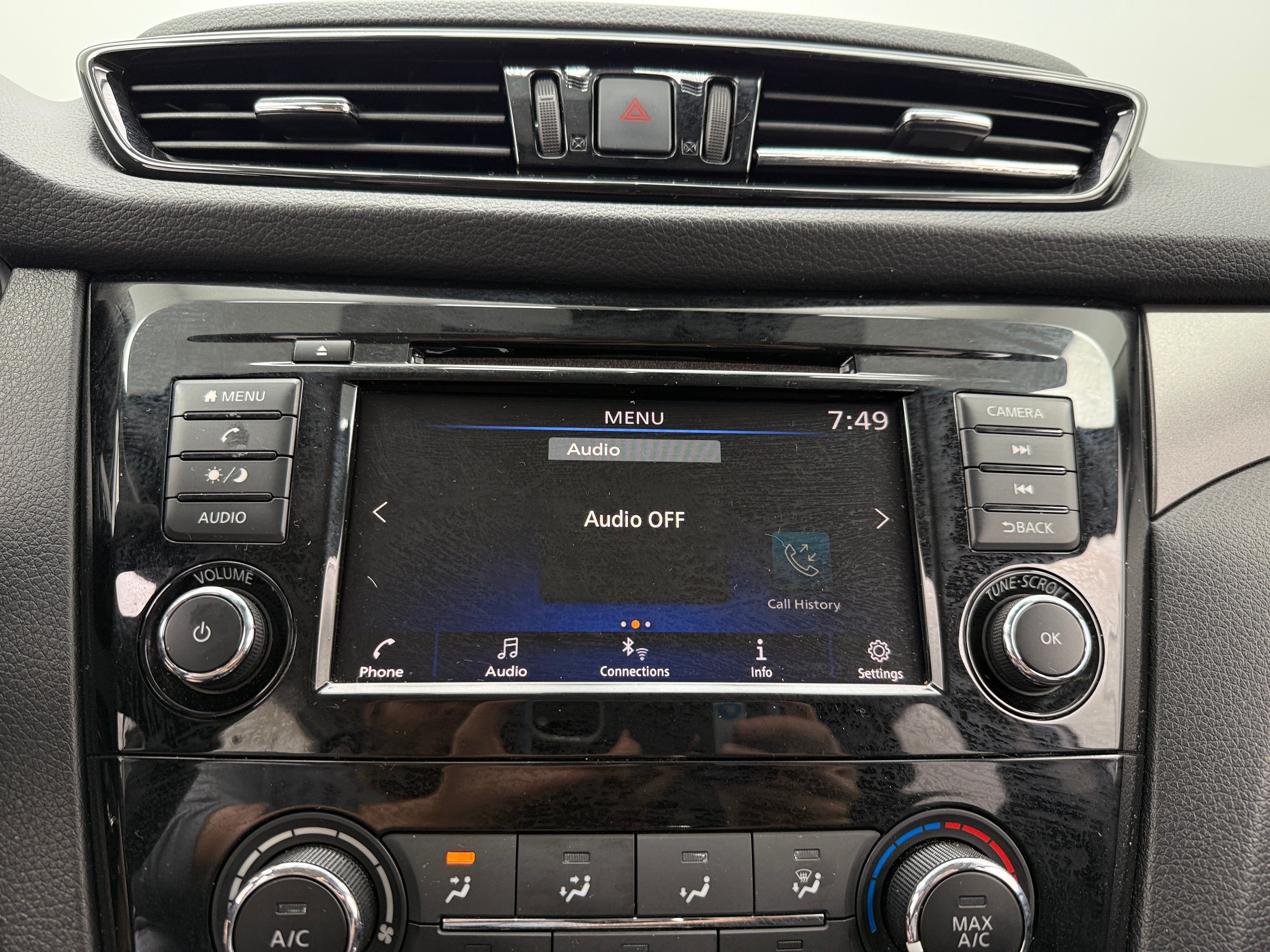 2021 Nissan Rogue Sport S 4