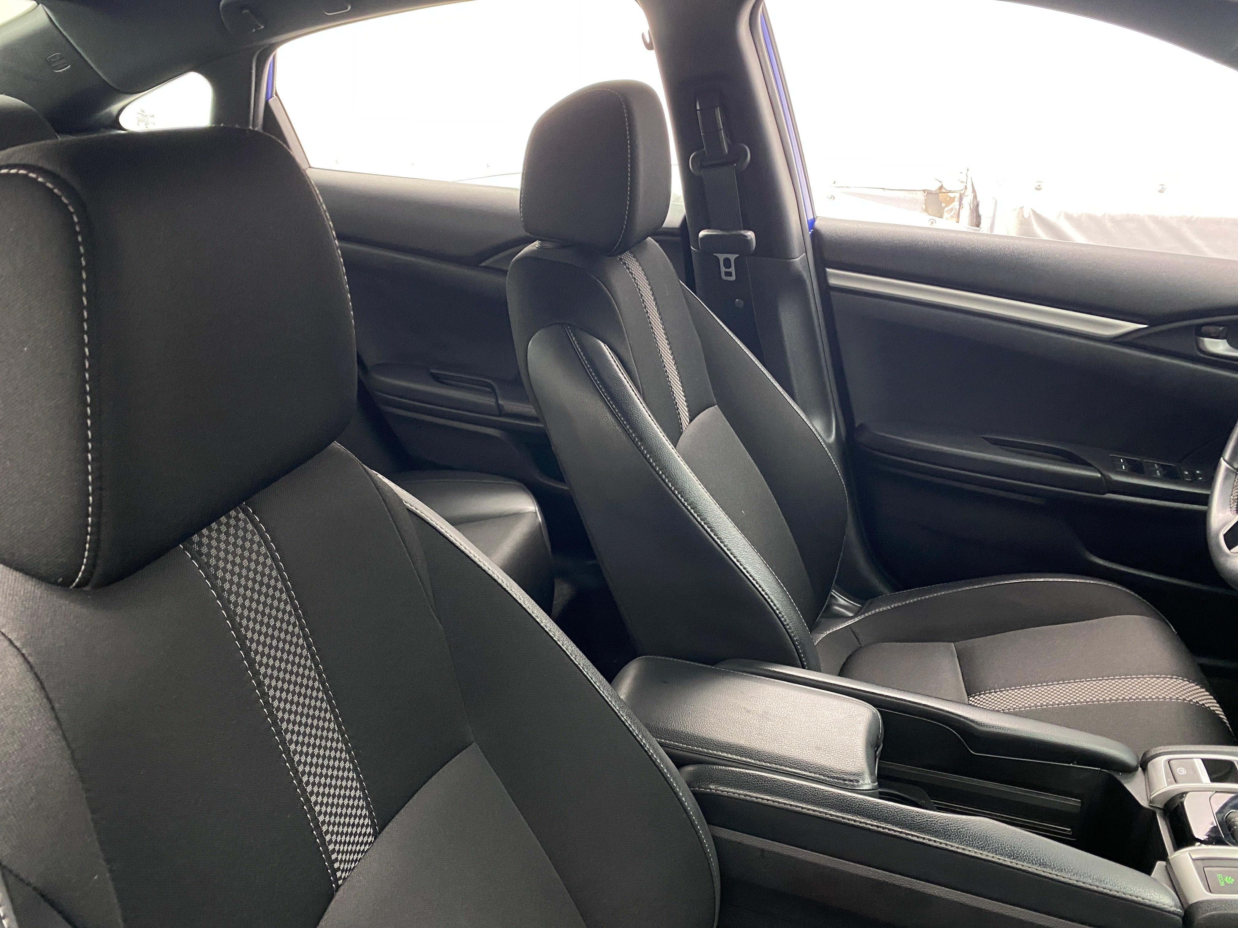 2020 Honda Civic Sport 2